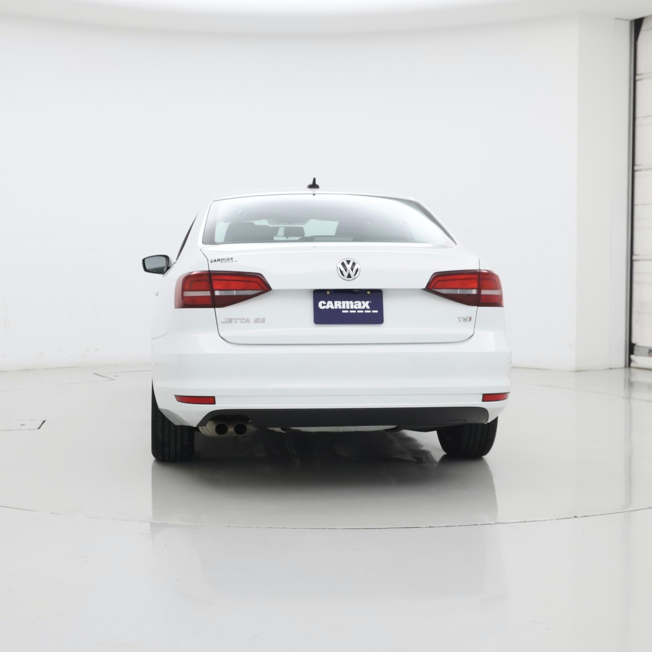 Thumbnail: 2017 Volkswagen Jetta - 6