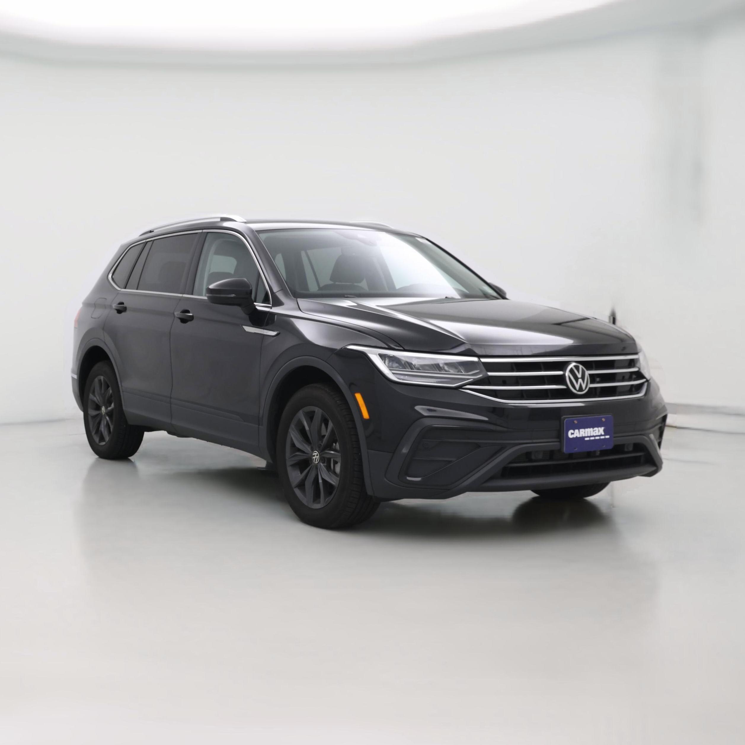 Thumbnail: 2022 Volkswagen Tiguan - 1