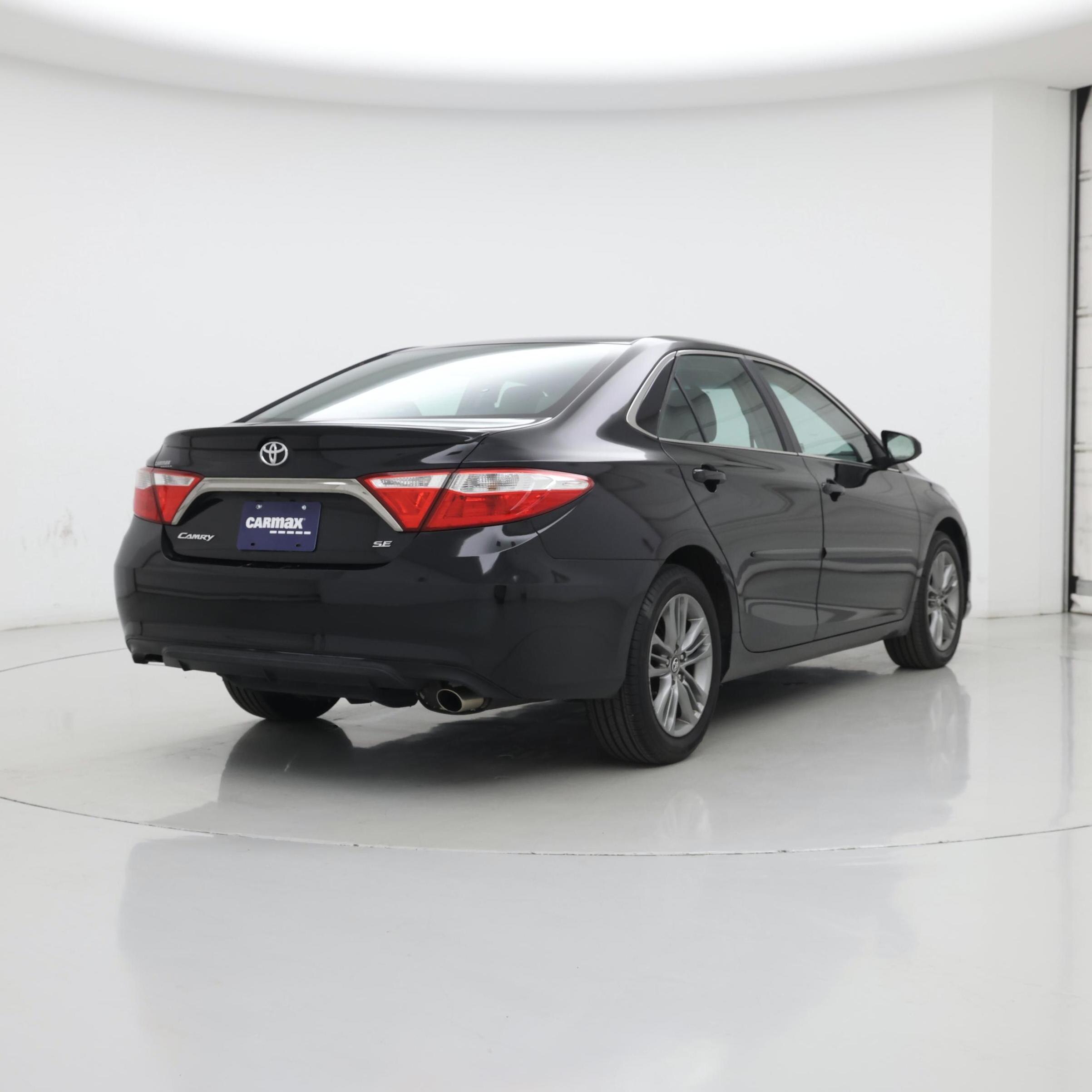 Thumbnail: 2016 Toyota Camry - 8