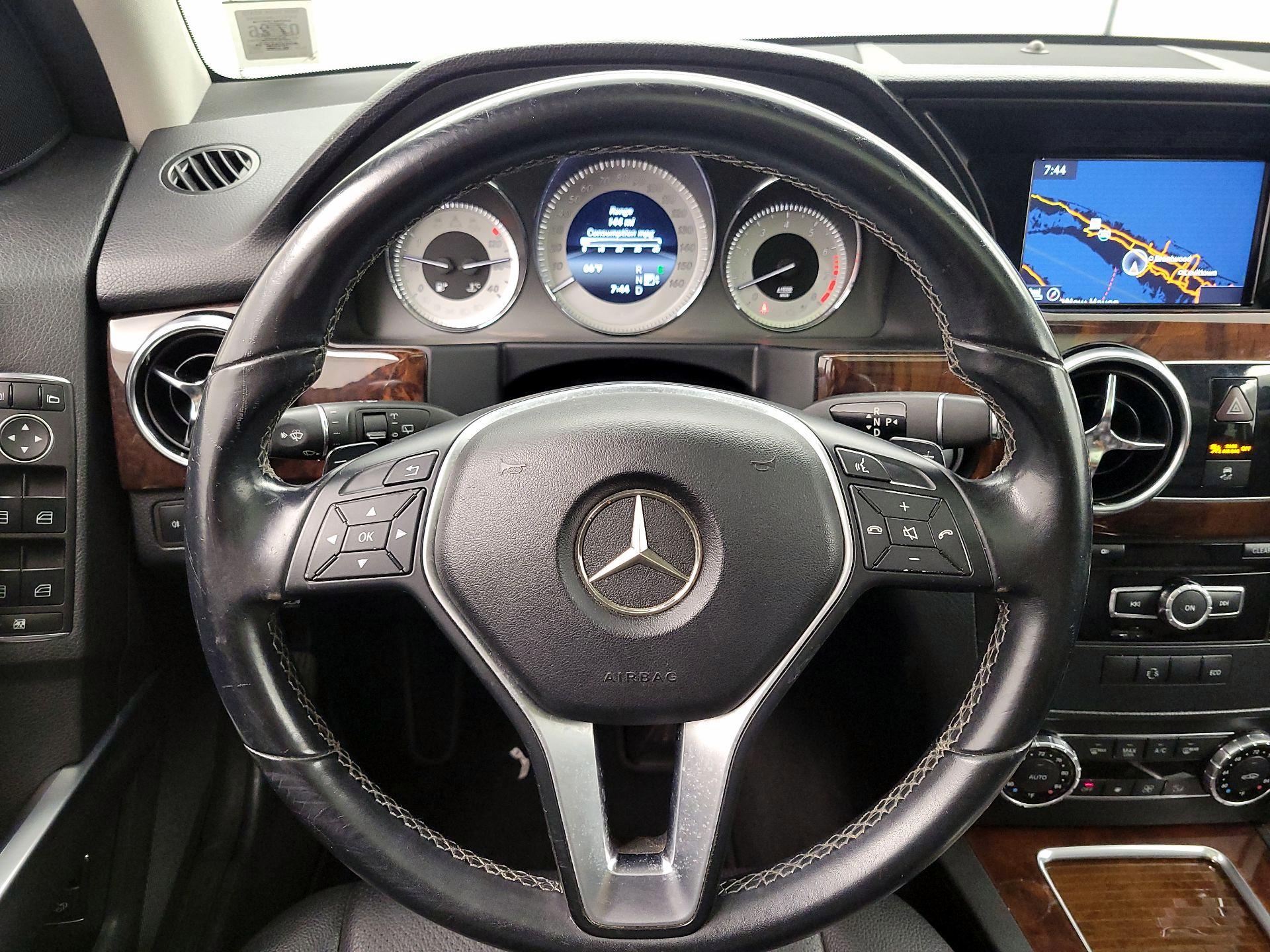 Thumbnail: 2014 Mercedes-Benz GLK - 10