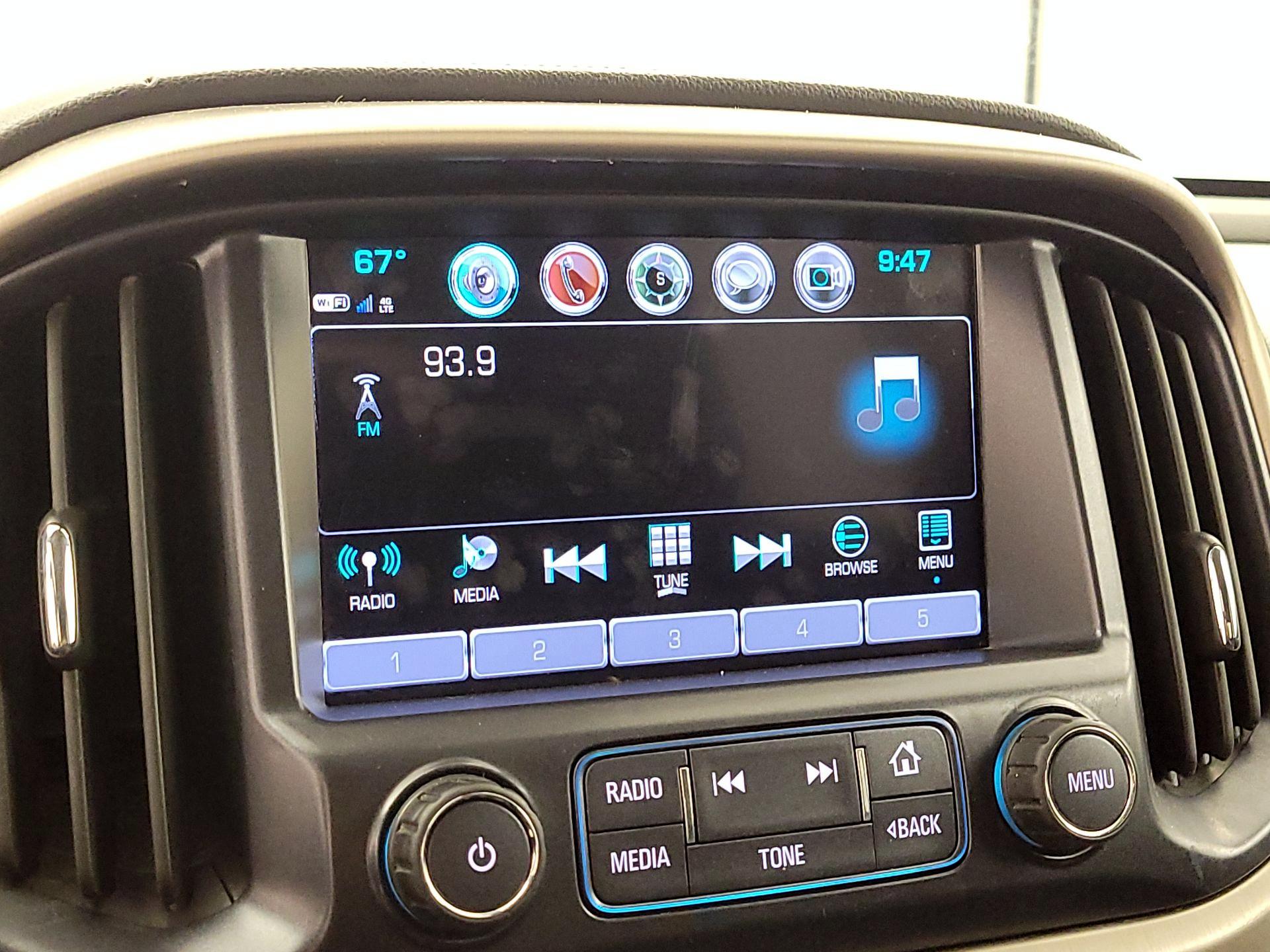 Thumbnail: 2018 GMC Canyon - 16