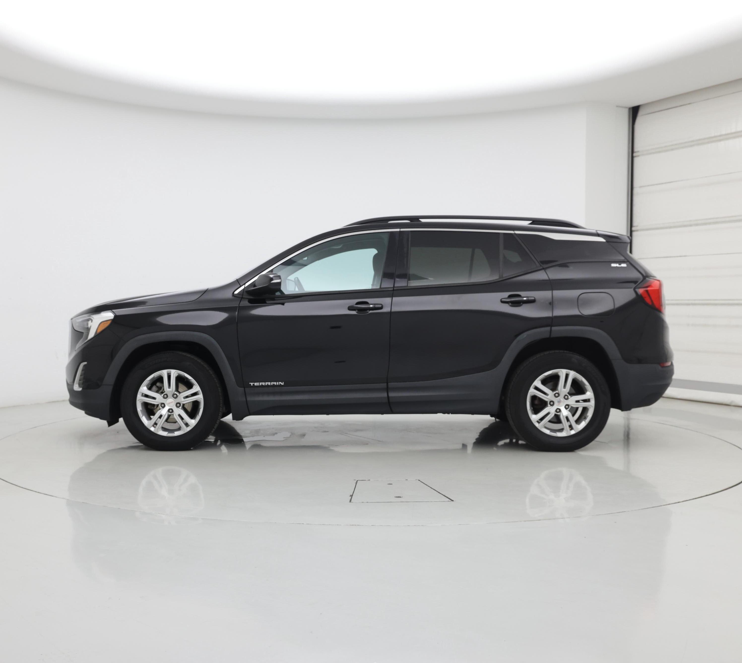 Thumbnail: 2018 GMC Terrain - 3