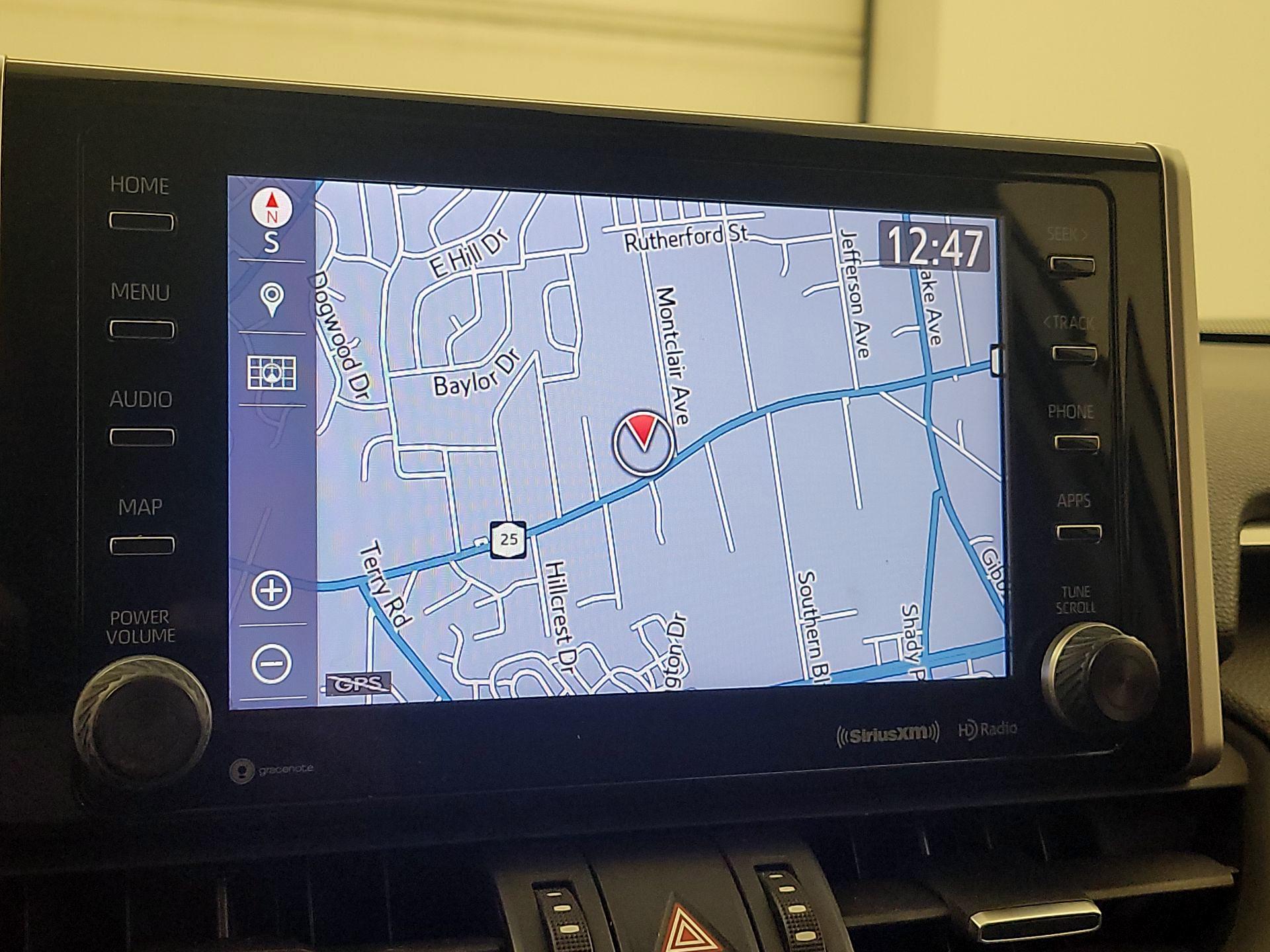 Thumbnail: 2019 Toyota RAV4 - 14