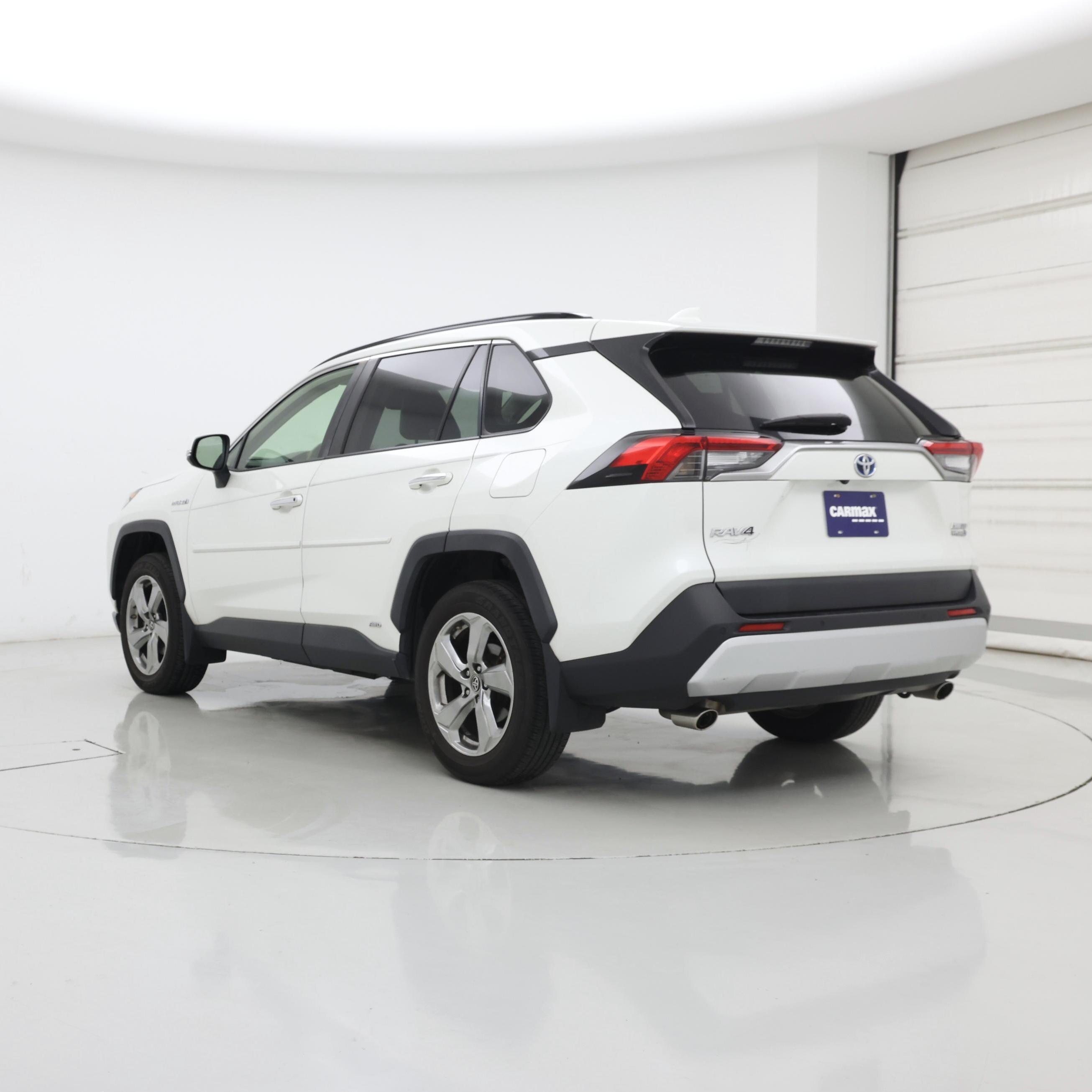 Thumbnail: 2019 Toyota RAV4 - 2