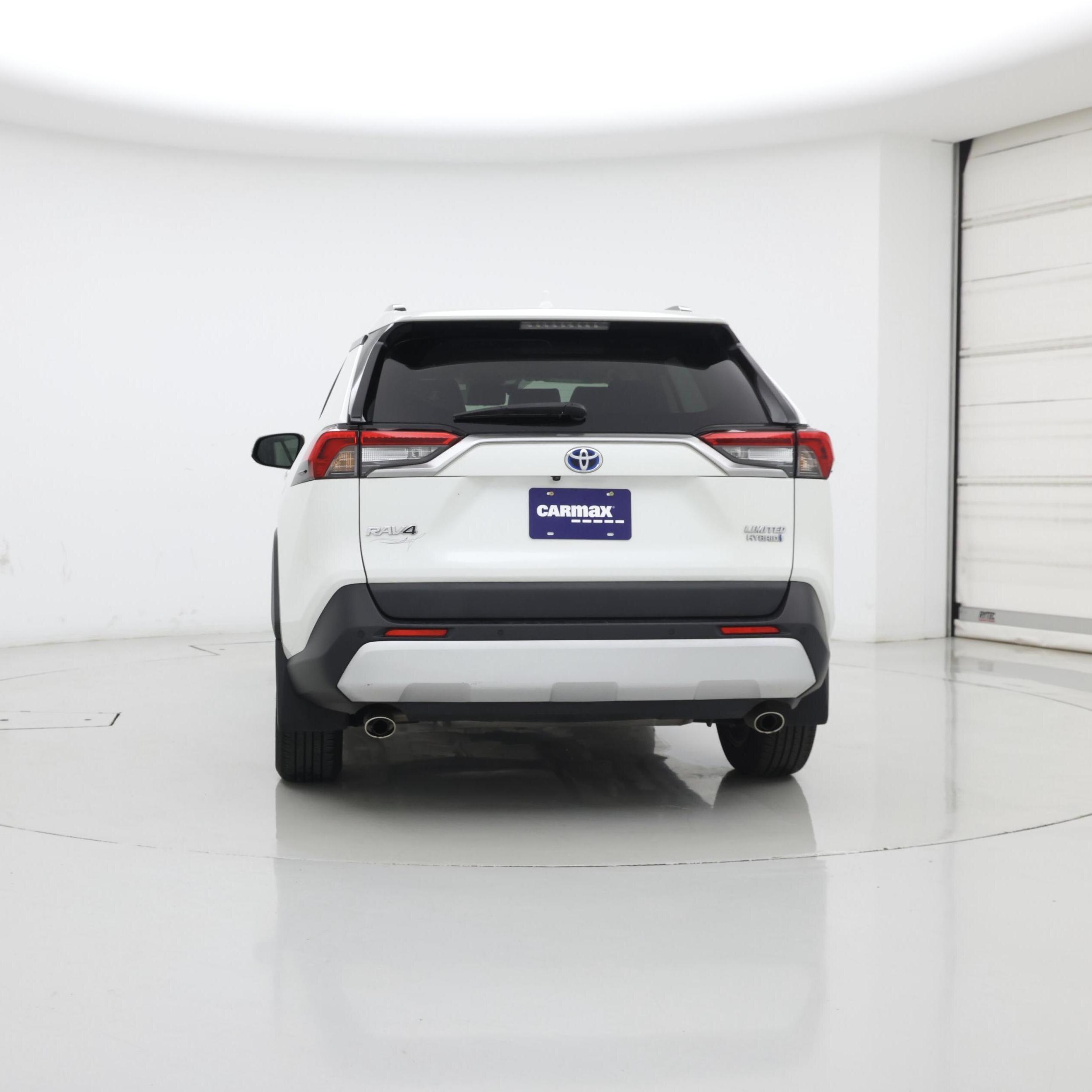Thumbnail: 2019 Toyota RAV4 - 6