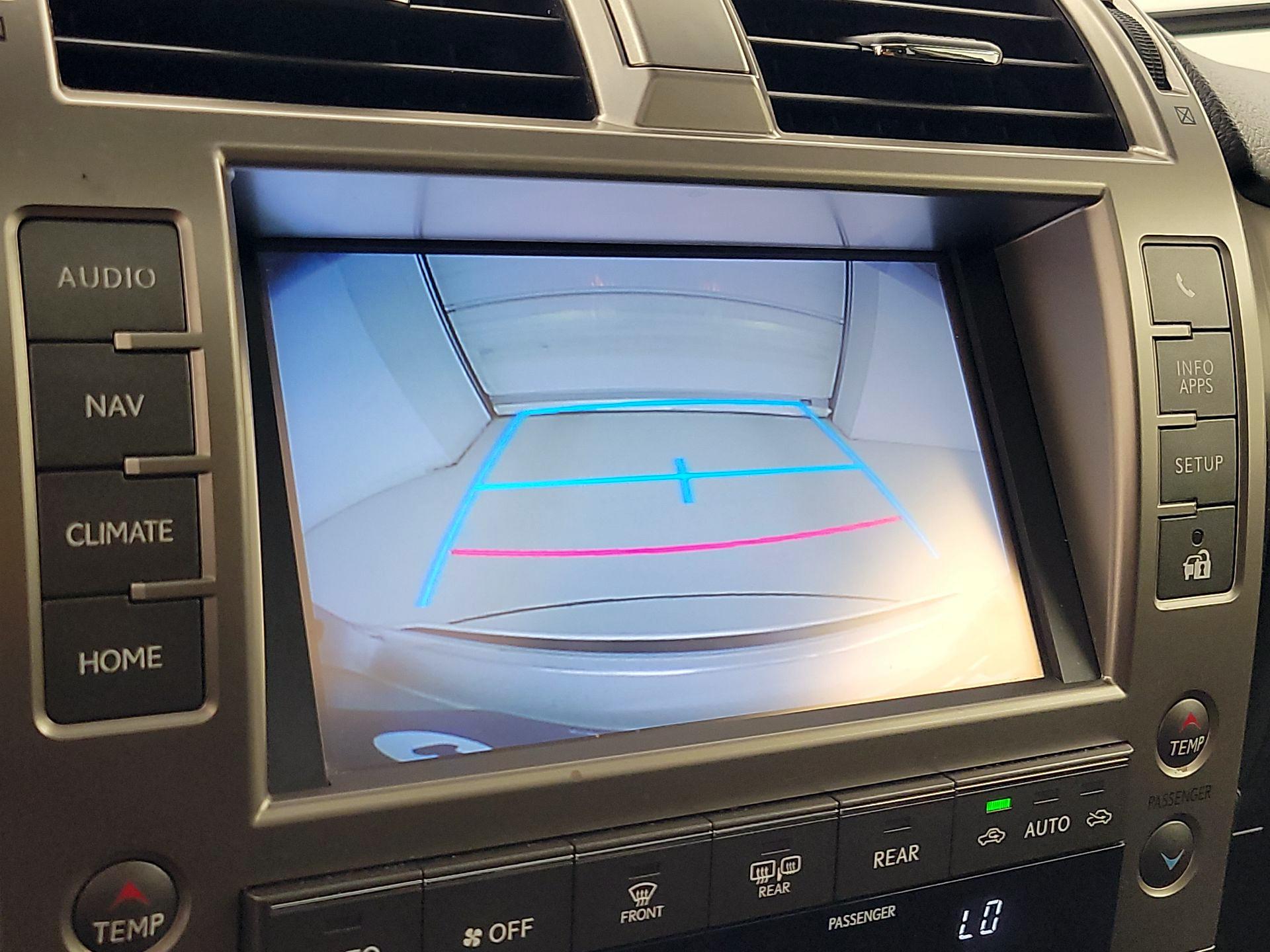 Thumbnail: 2015 Lexus GX - 15