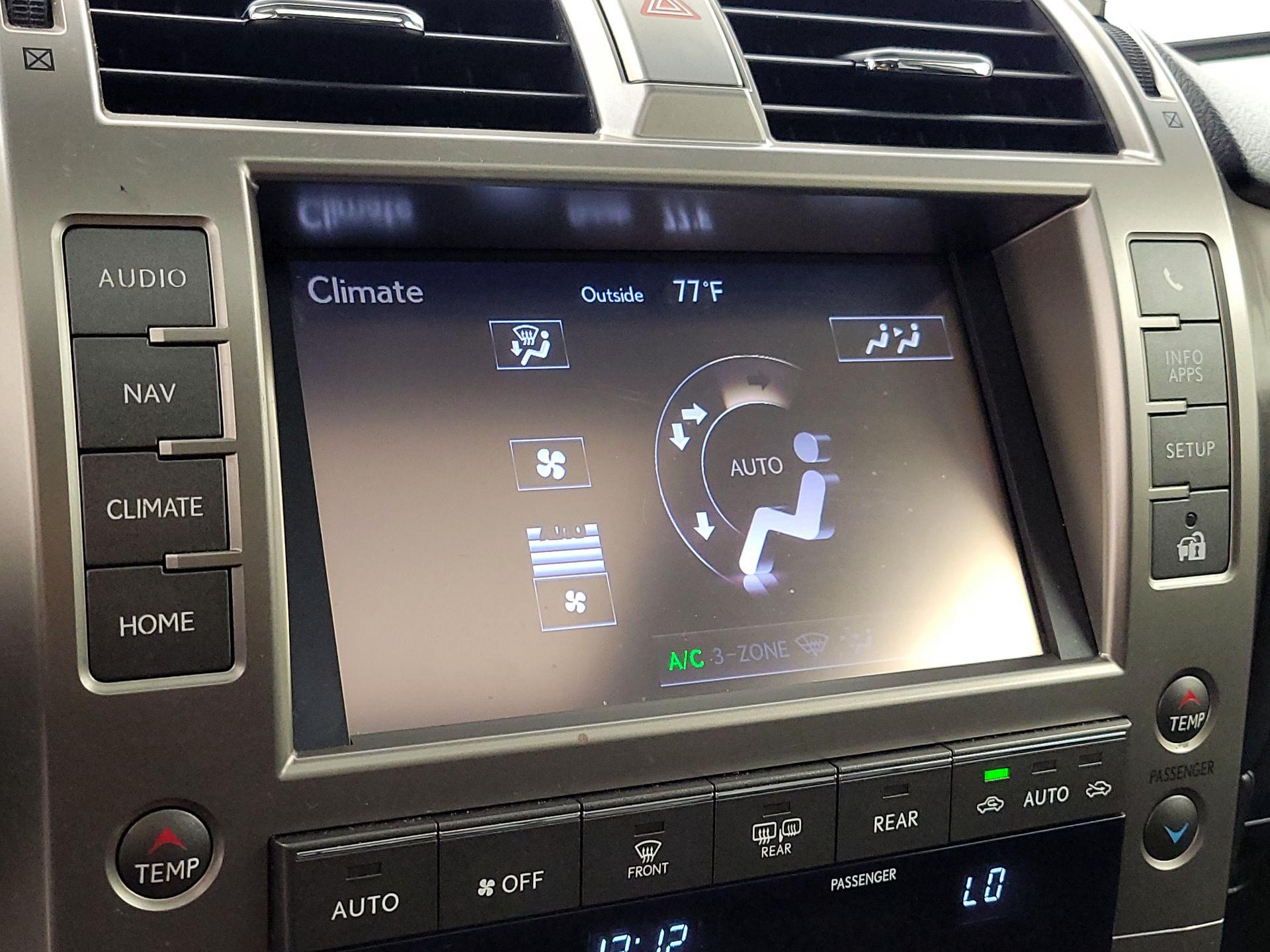 Thumbnail: 2015 Lexus GX - 17