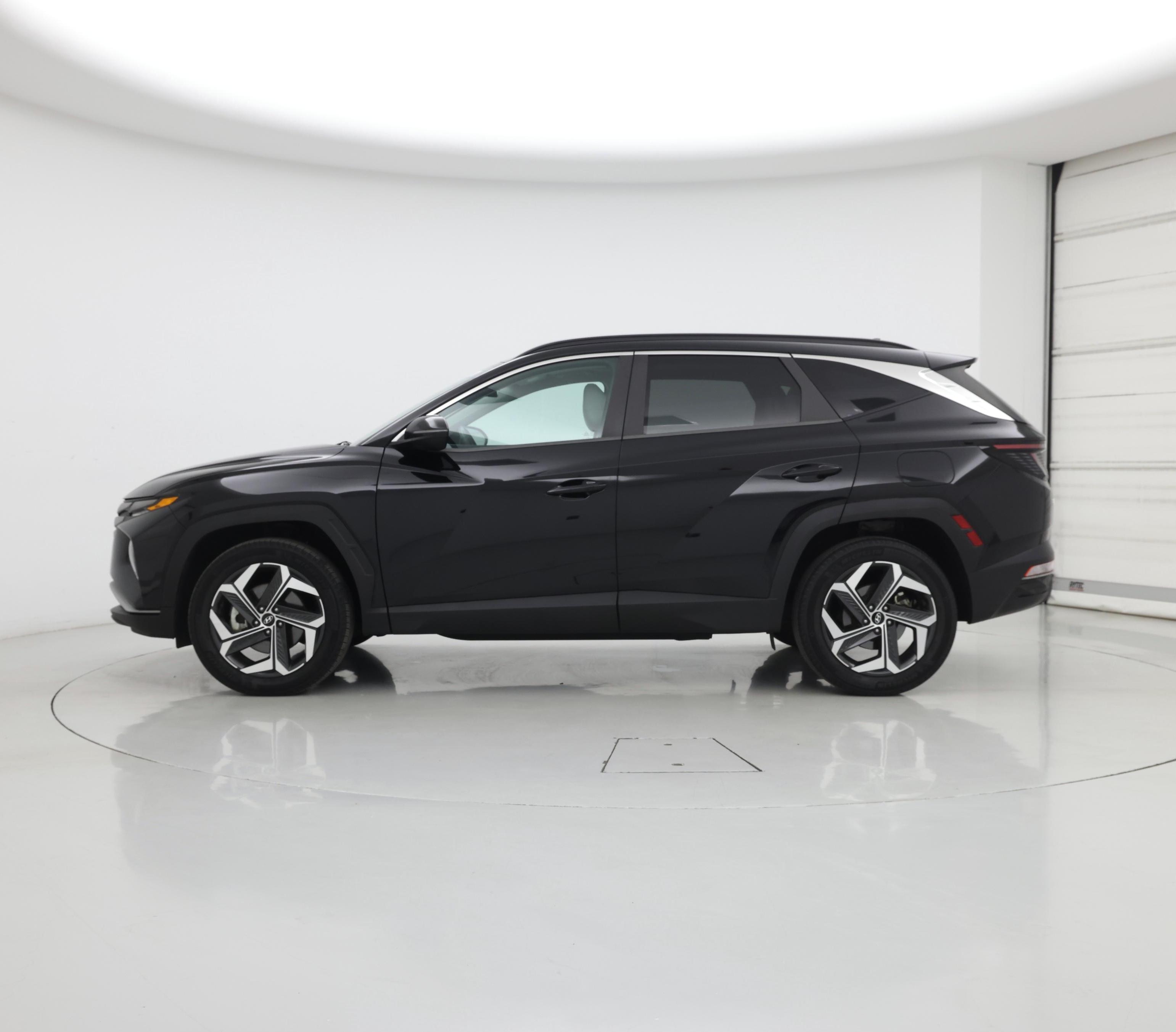 Thumbnail: 2022 Hyundai Tucson - 3