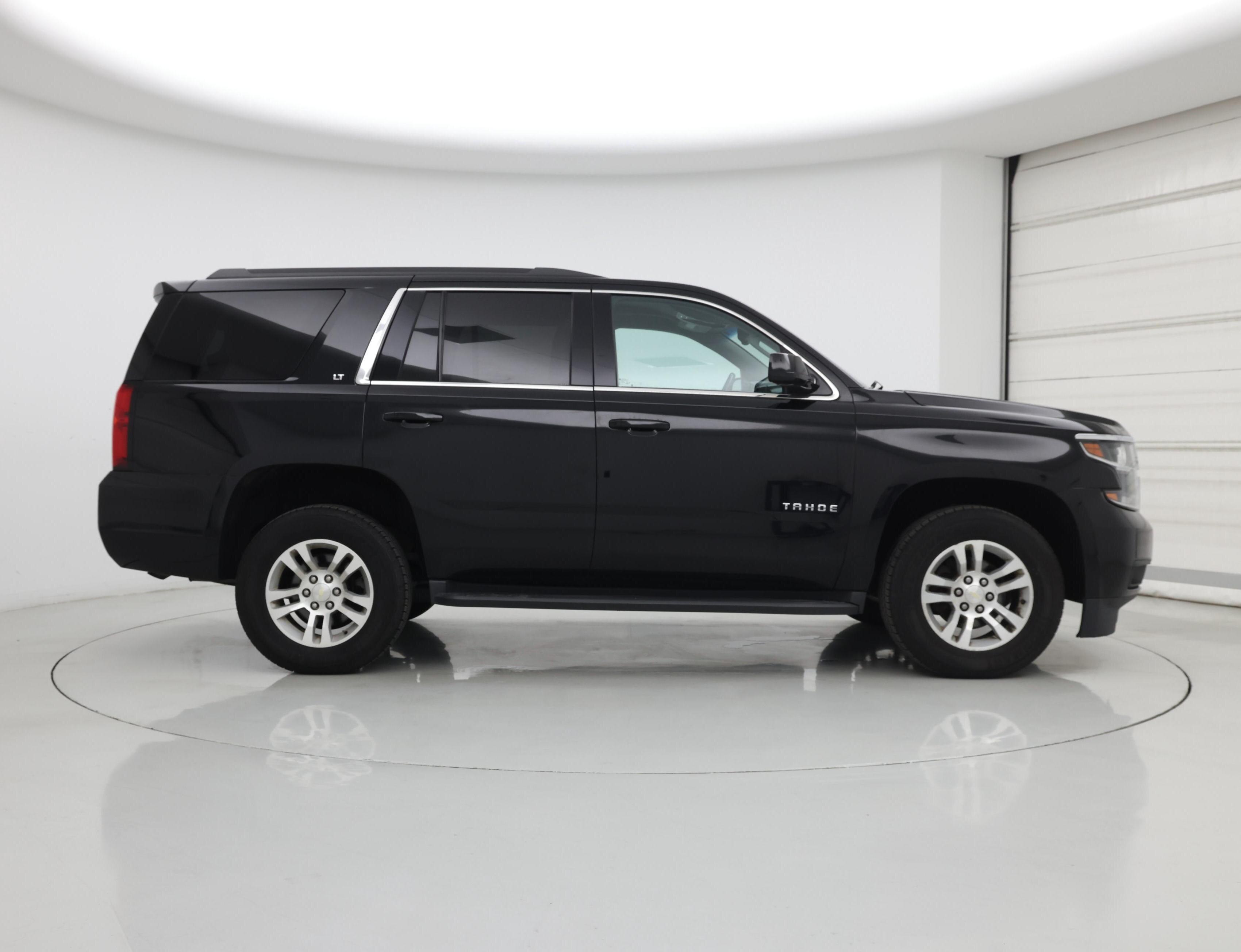 Thumbnail: 2018 Chevrolet Tahoe - 7