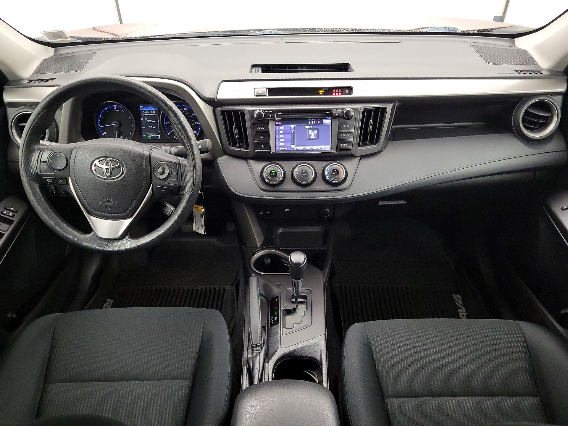 Thumbnail: 2018 Toyota RAV4 - 9