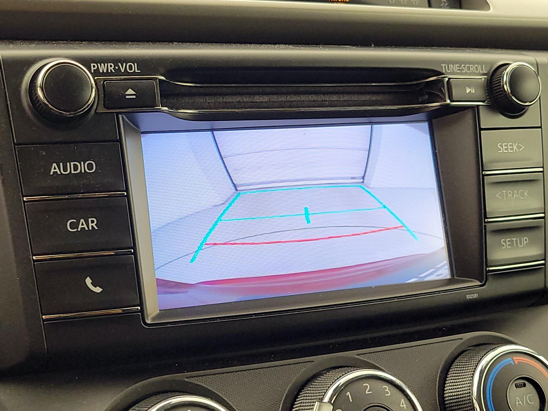 Thumbnail: 2018 Toyota RAV4 - 14