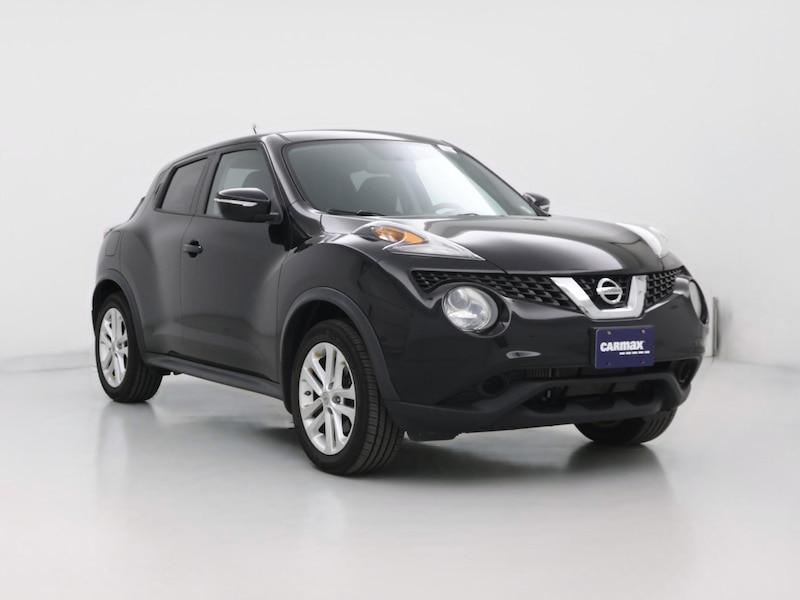 2015 Nissan Juke SV -
                  Saint James, NY