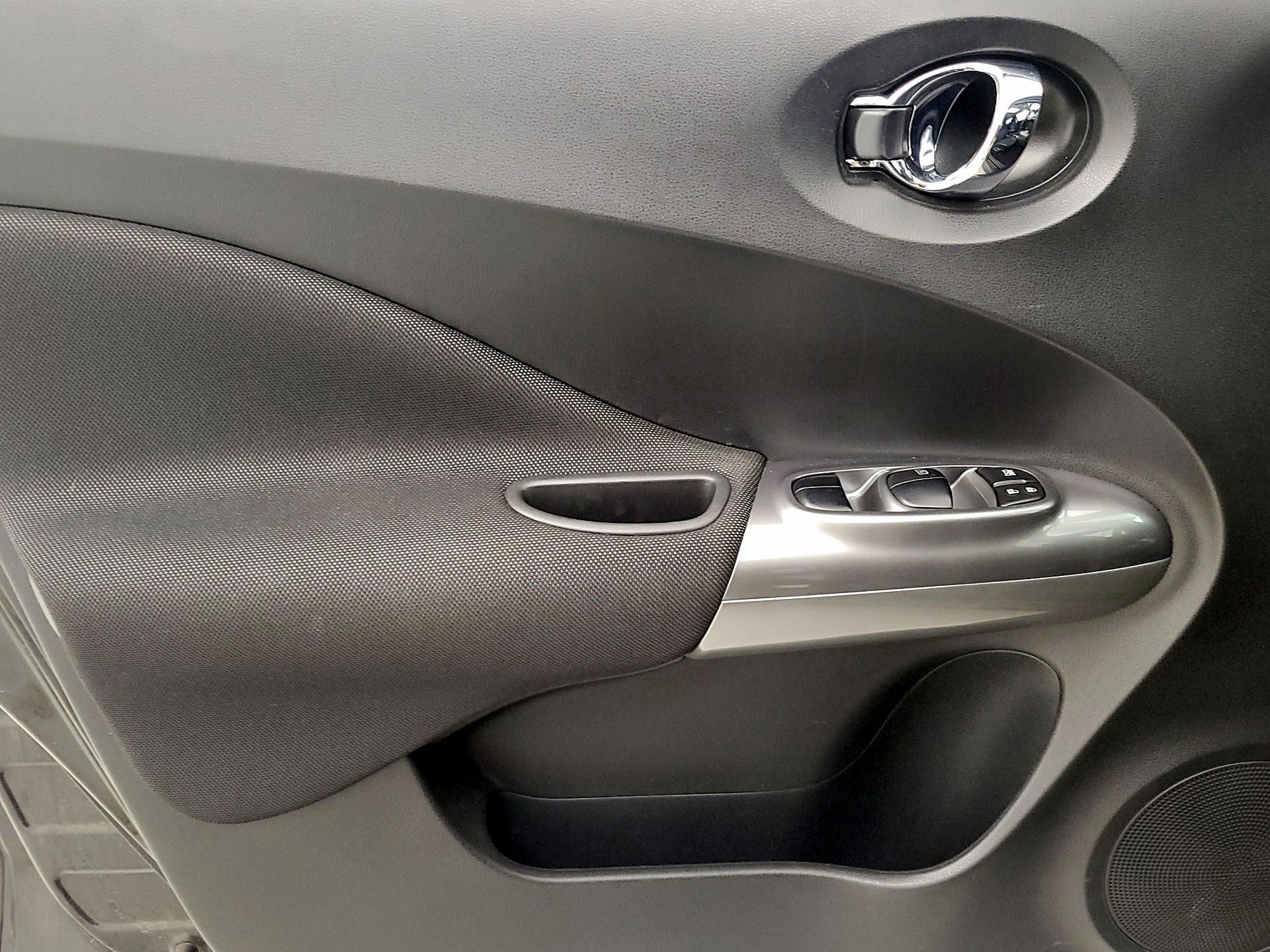 Thumbnail: 2015 Nissan Juke - 12