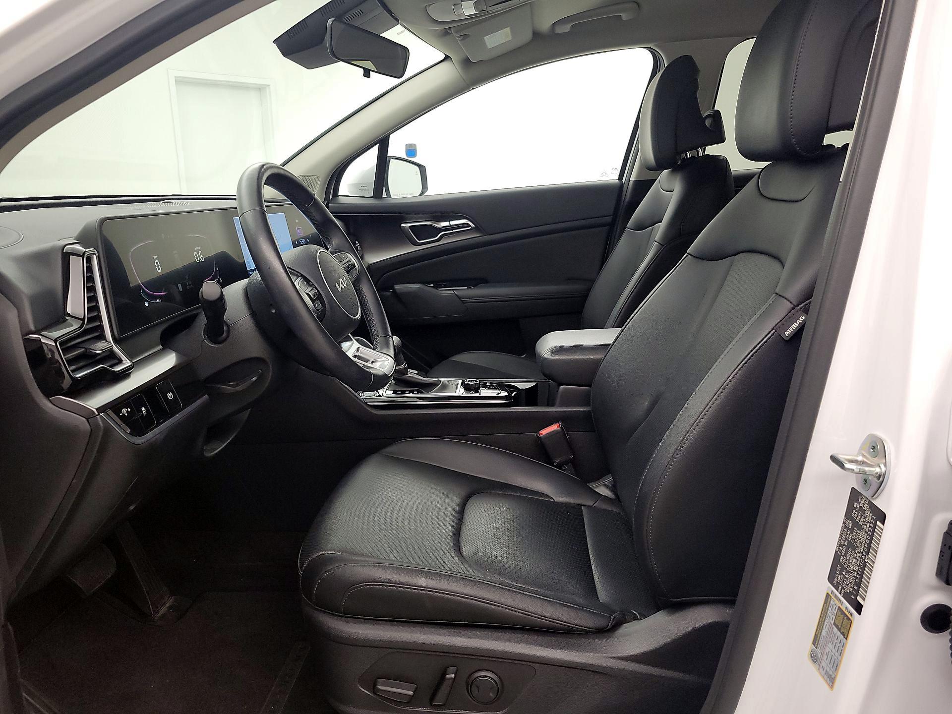 Thumbnail: 2023 Kia Sportage - 11