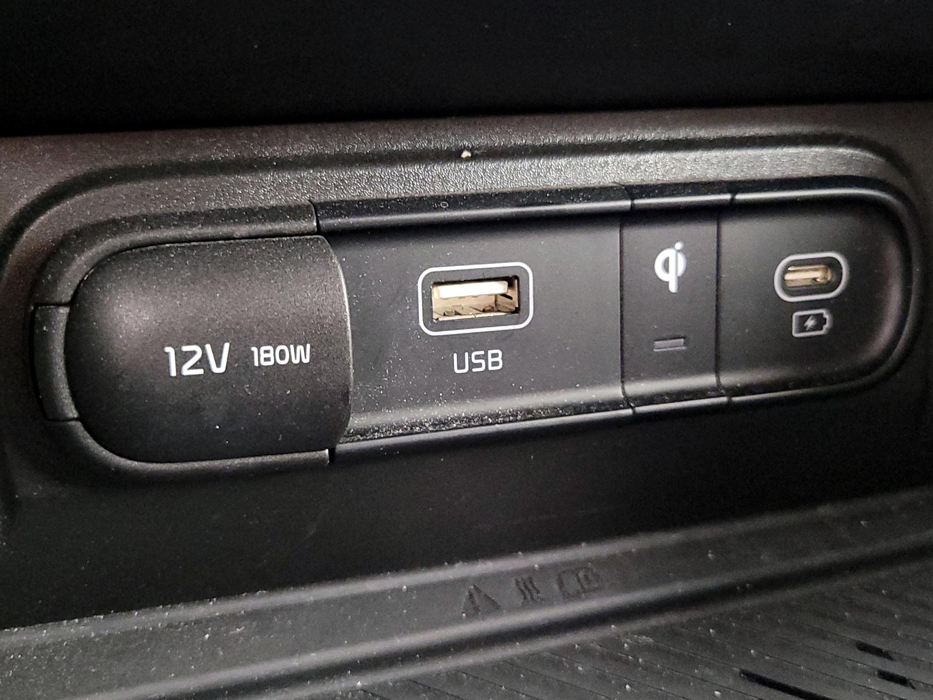 Thumbnail: 2023 Kia Sportage - 19