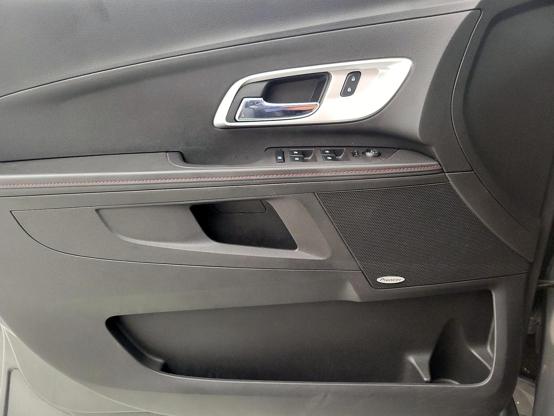 Thumbnail: 2013 Chevrolet Equinox - 12