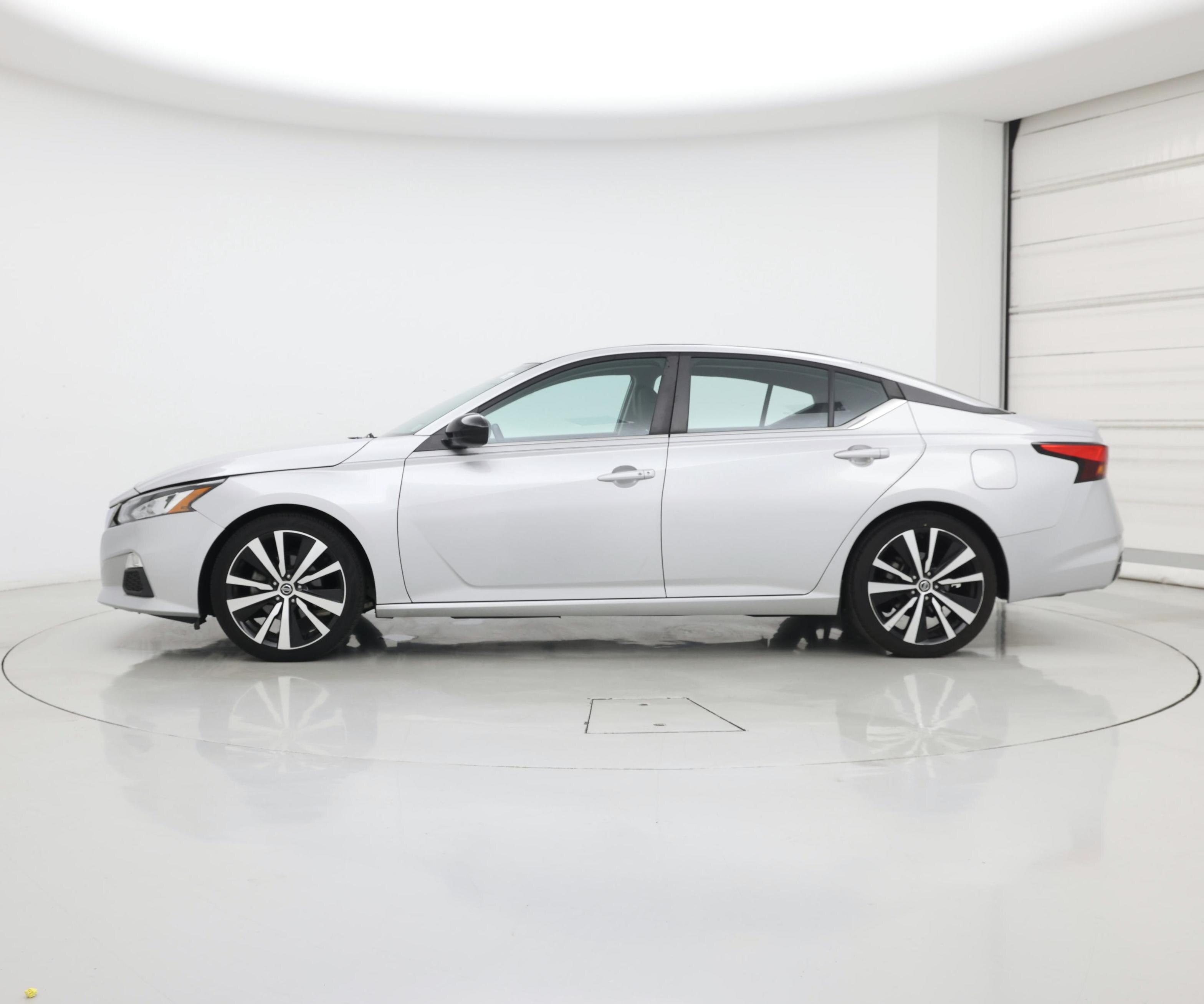 Thumbnail: 2019 Nissan Altima - 3