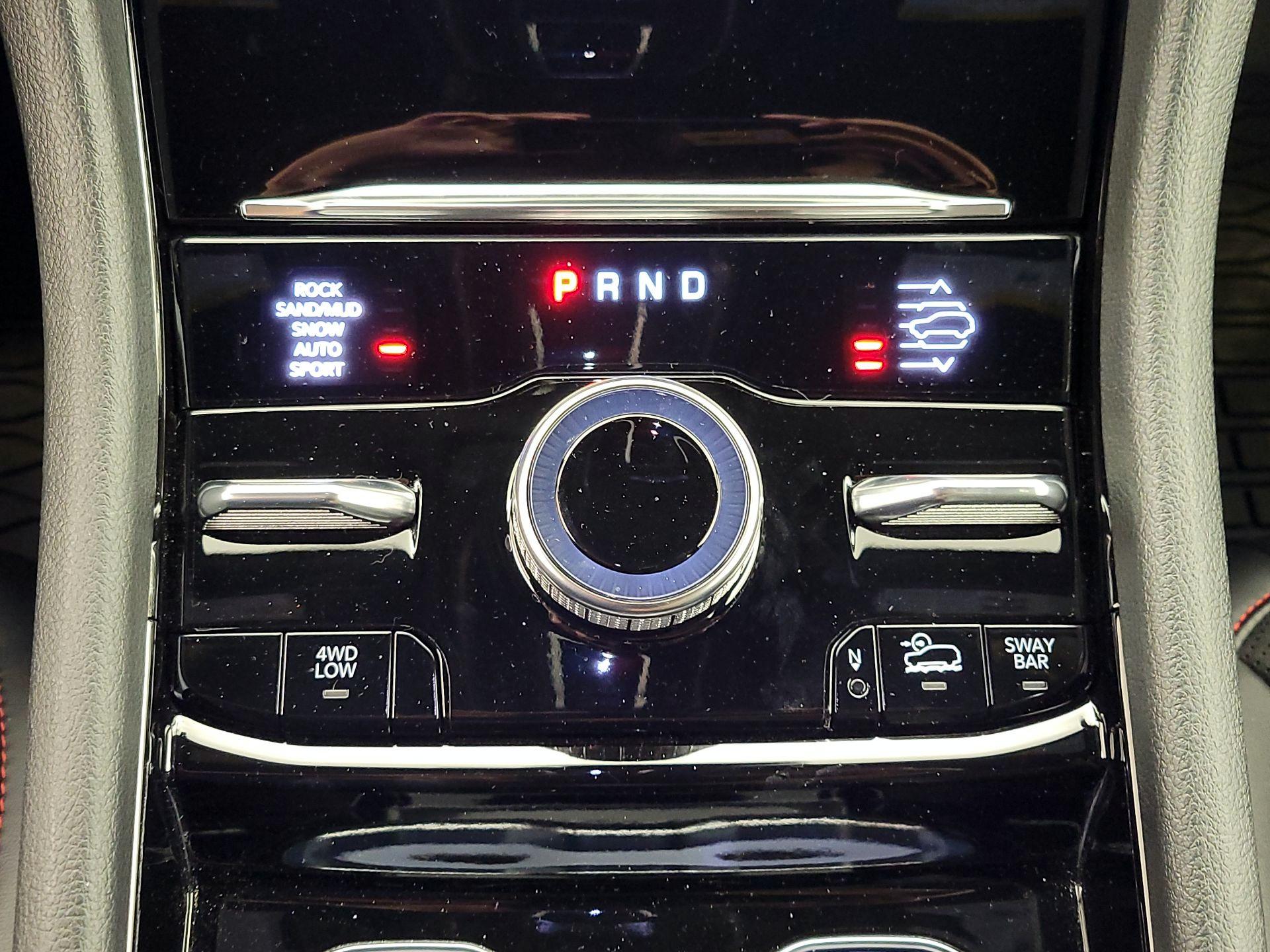 Thumbnail: 2022 Jeep Grand Cherokee - 18