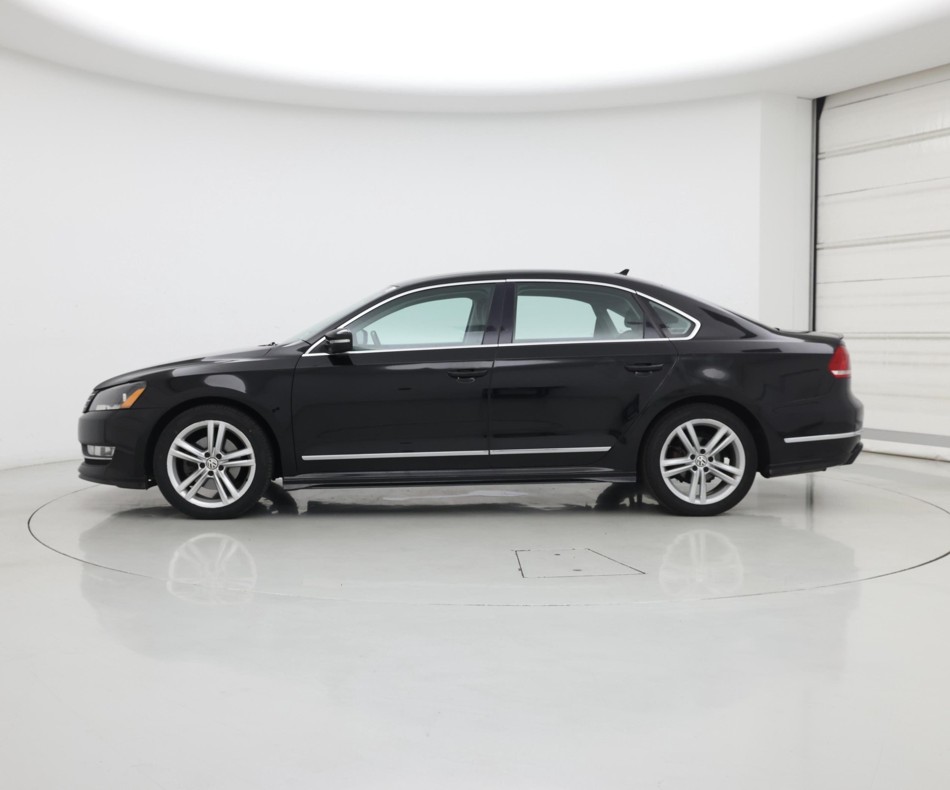 Thumbnail: 2015 Volkswagen Passat - 3
