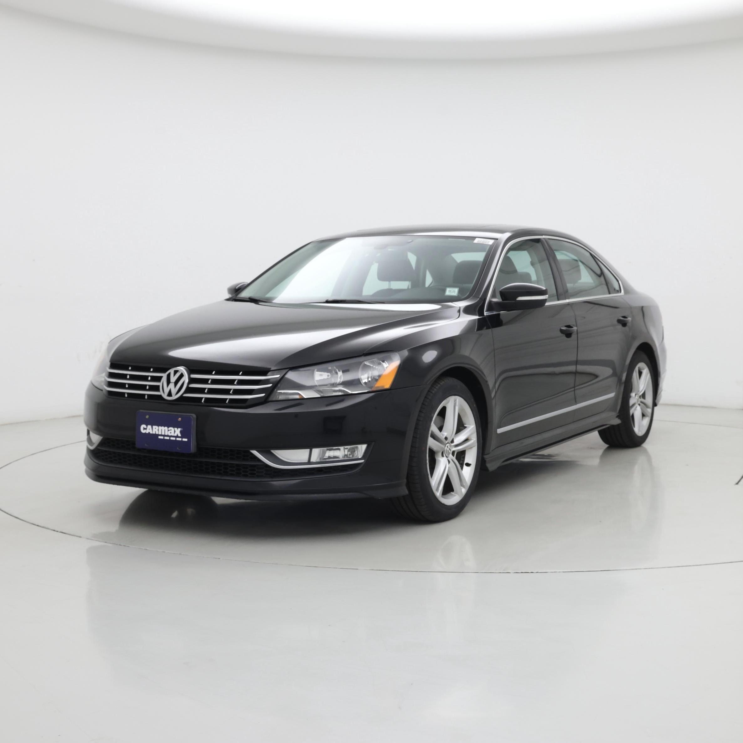 Thumbnail: 2015 Volkswagen Passat - 4