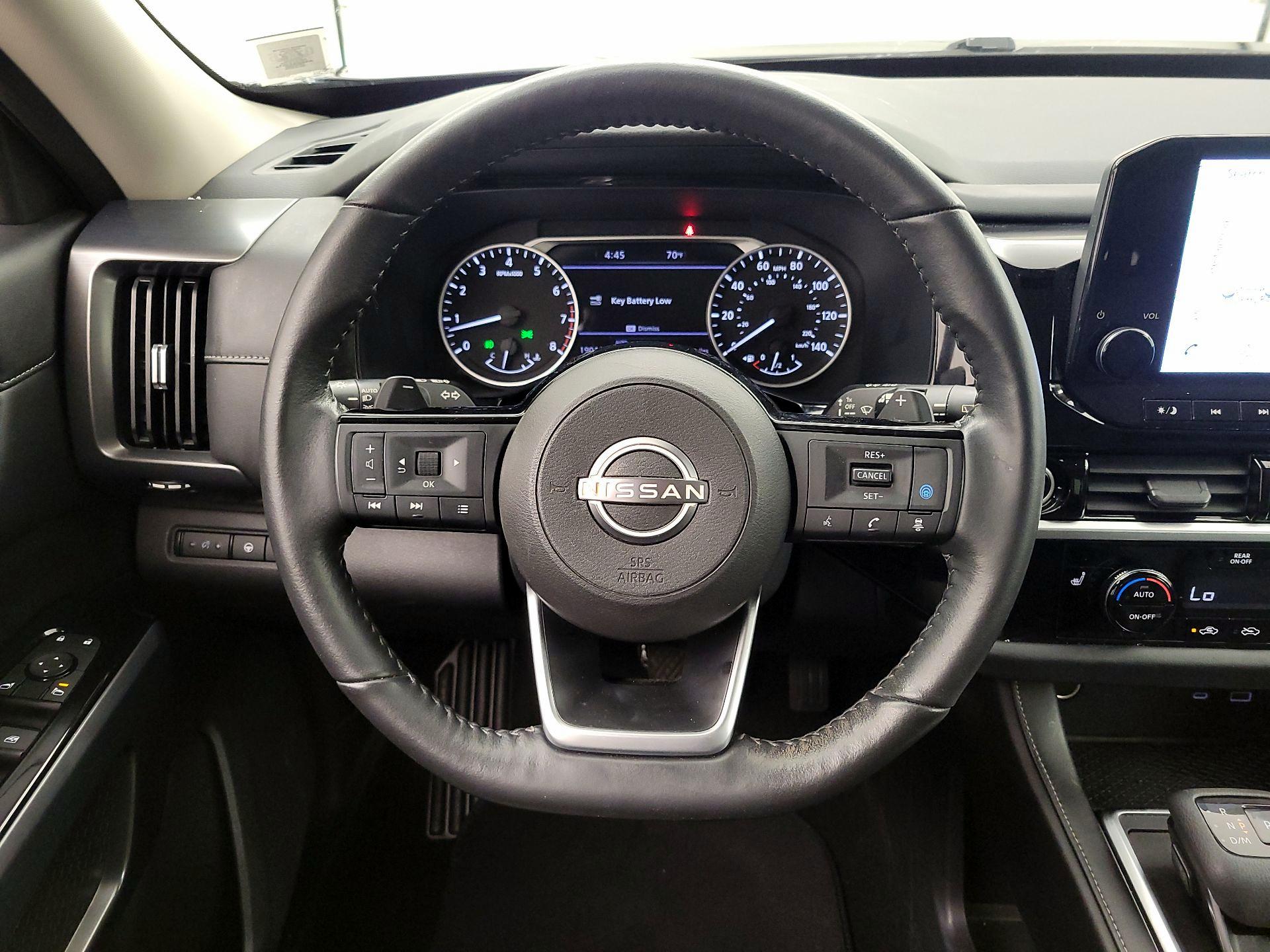 Thumbnail: 2022 Nissan Pathfinder - 10