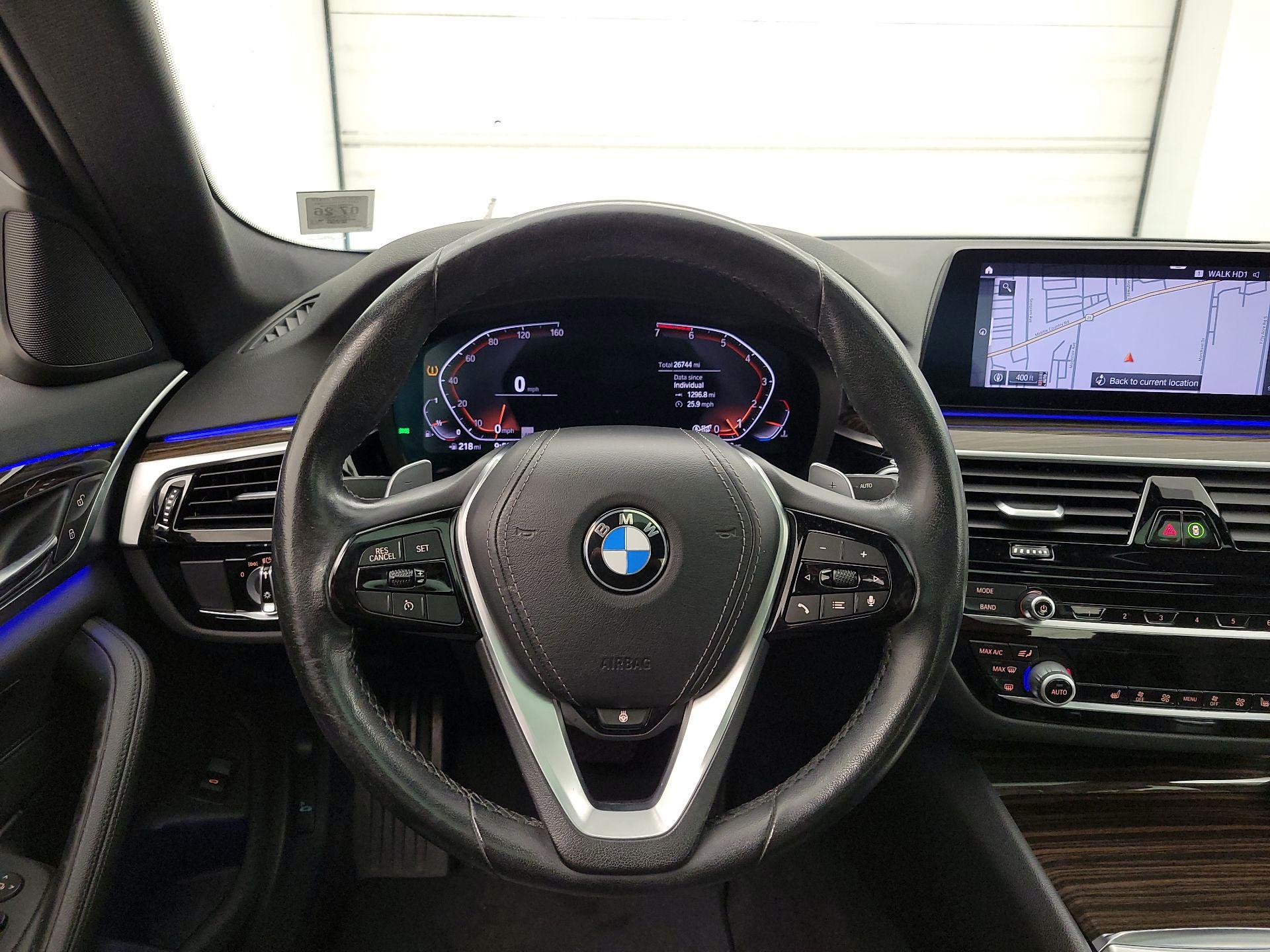 Thumbnail: 2020 BMW 5 Series - 10