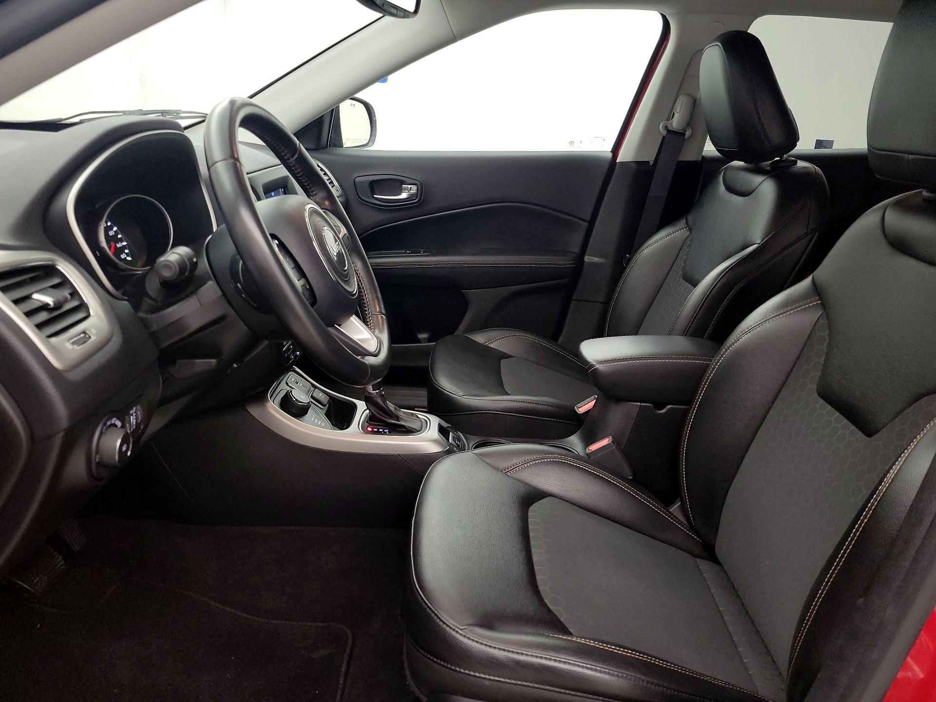 Thumbnail: 2019 Jeep Compass - 11