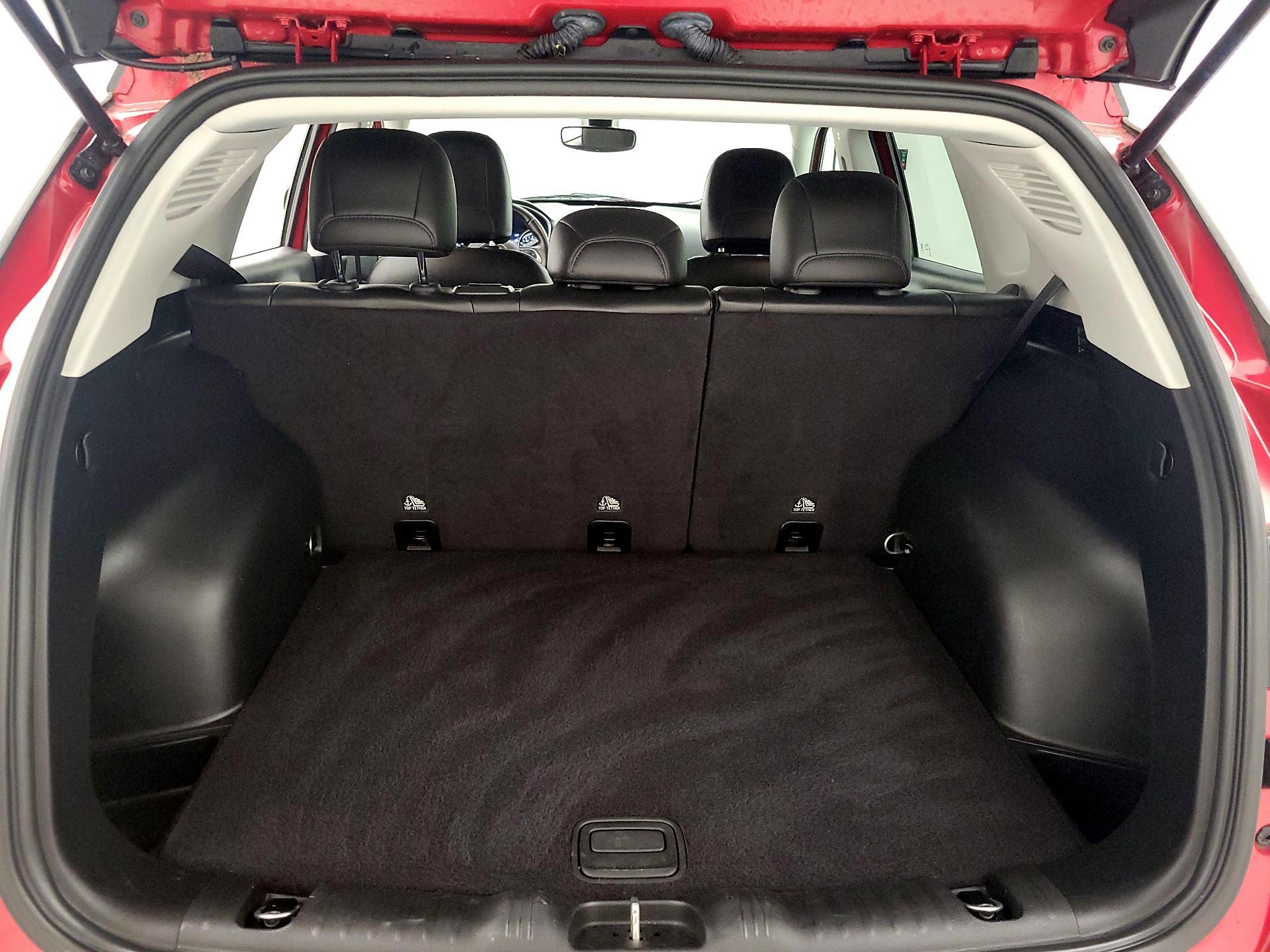 Thumbnail: 2019 Jeep Compass - 20