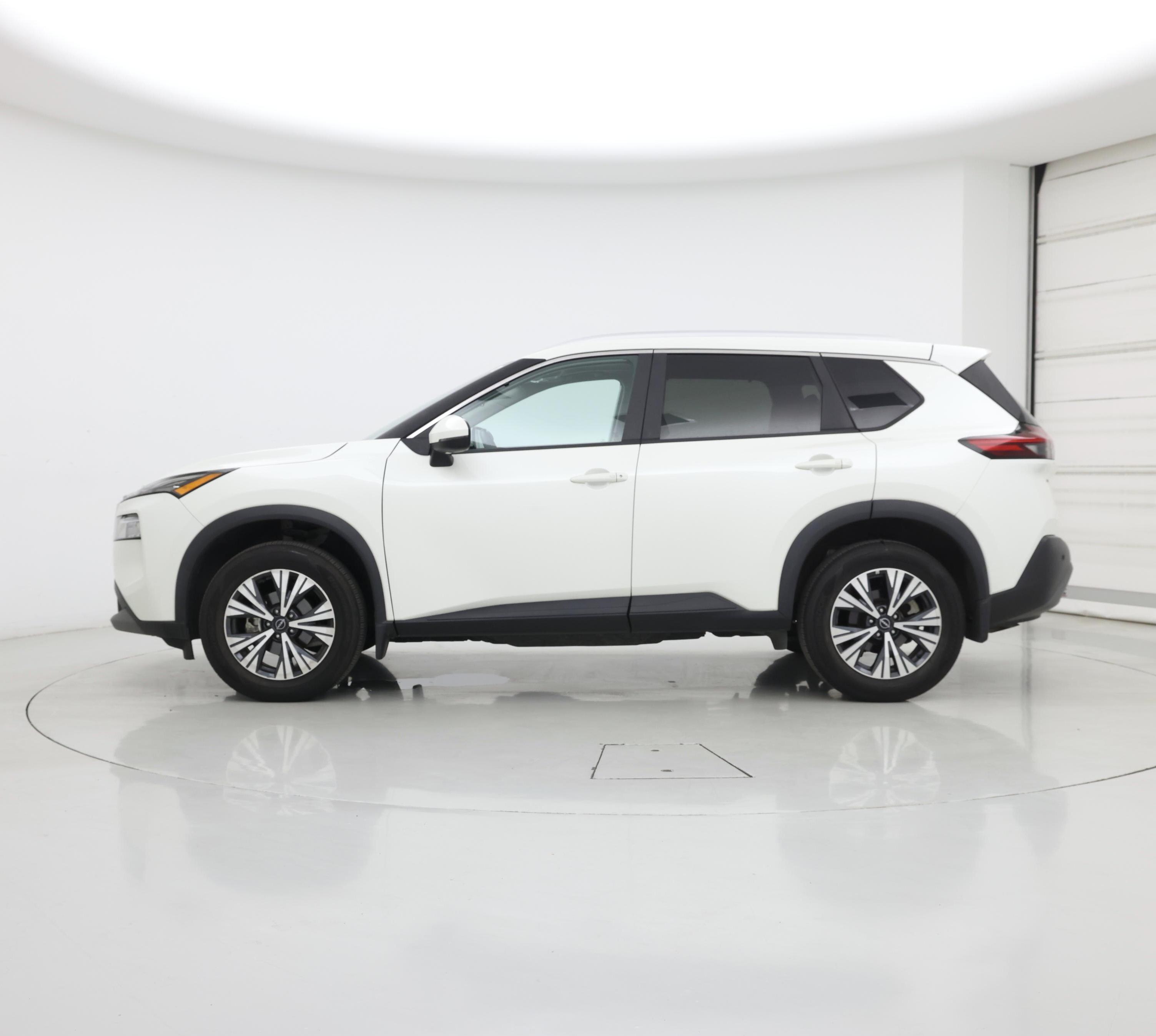 Thumbnail: 2023 Nissan Rogue - 3