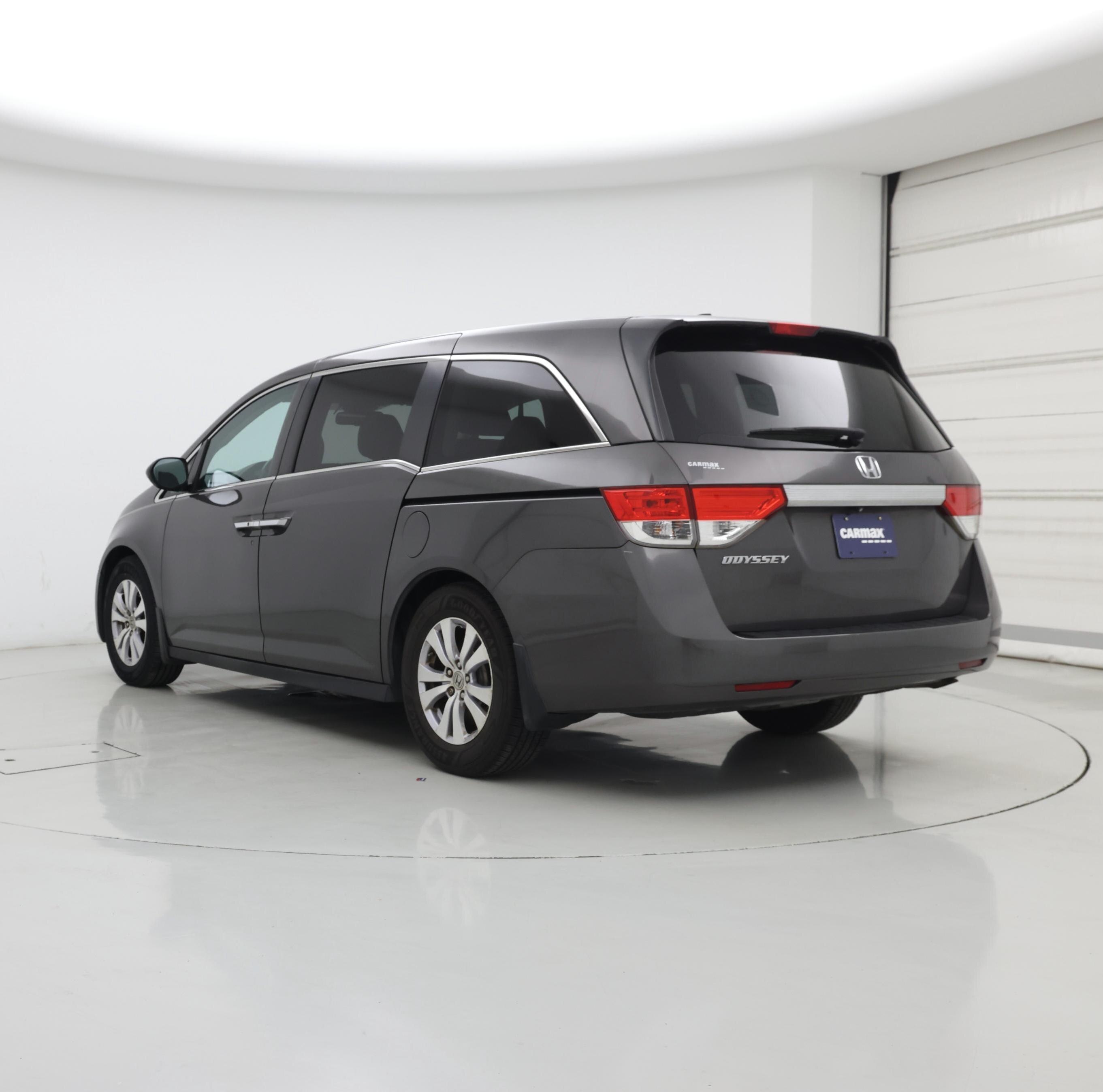 Thumbnail: 2015 Honda Odyssey - 2