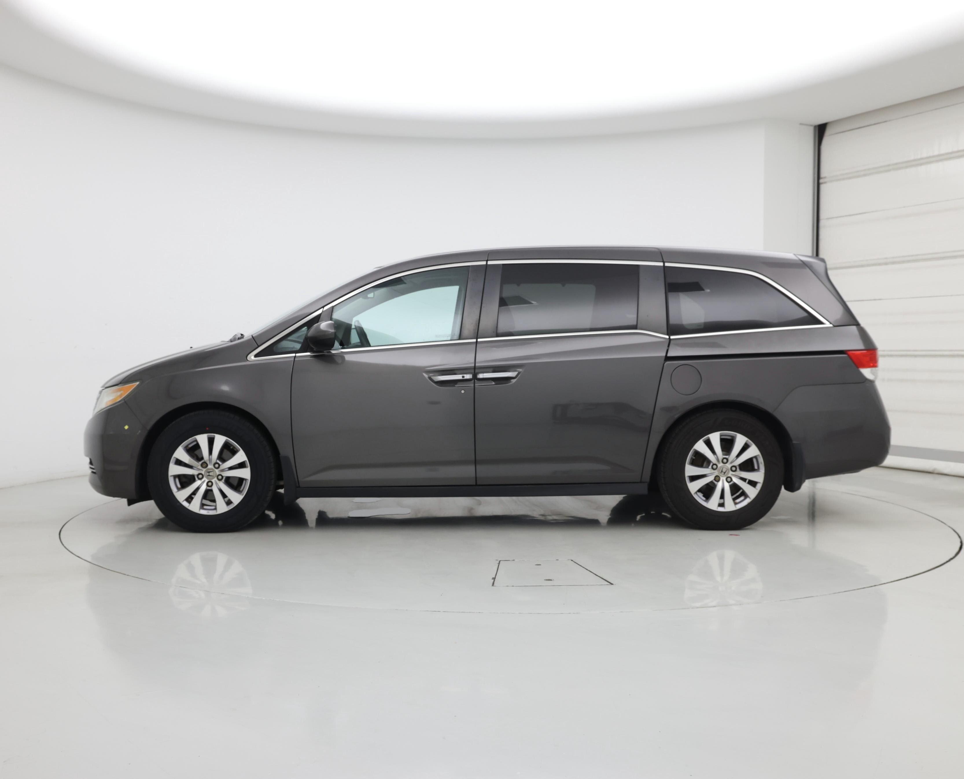 Thumbnail: 2015 Honda Odyssey - 3