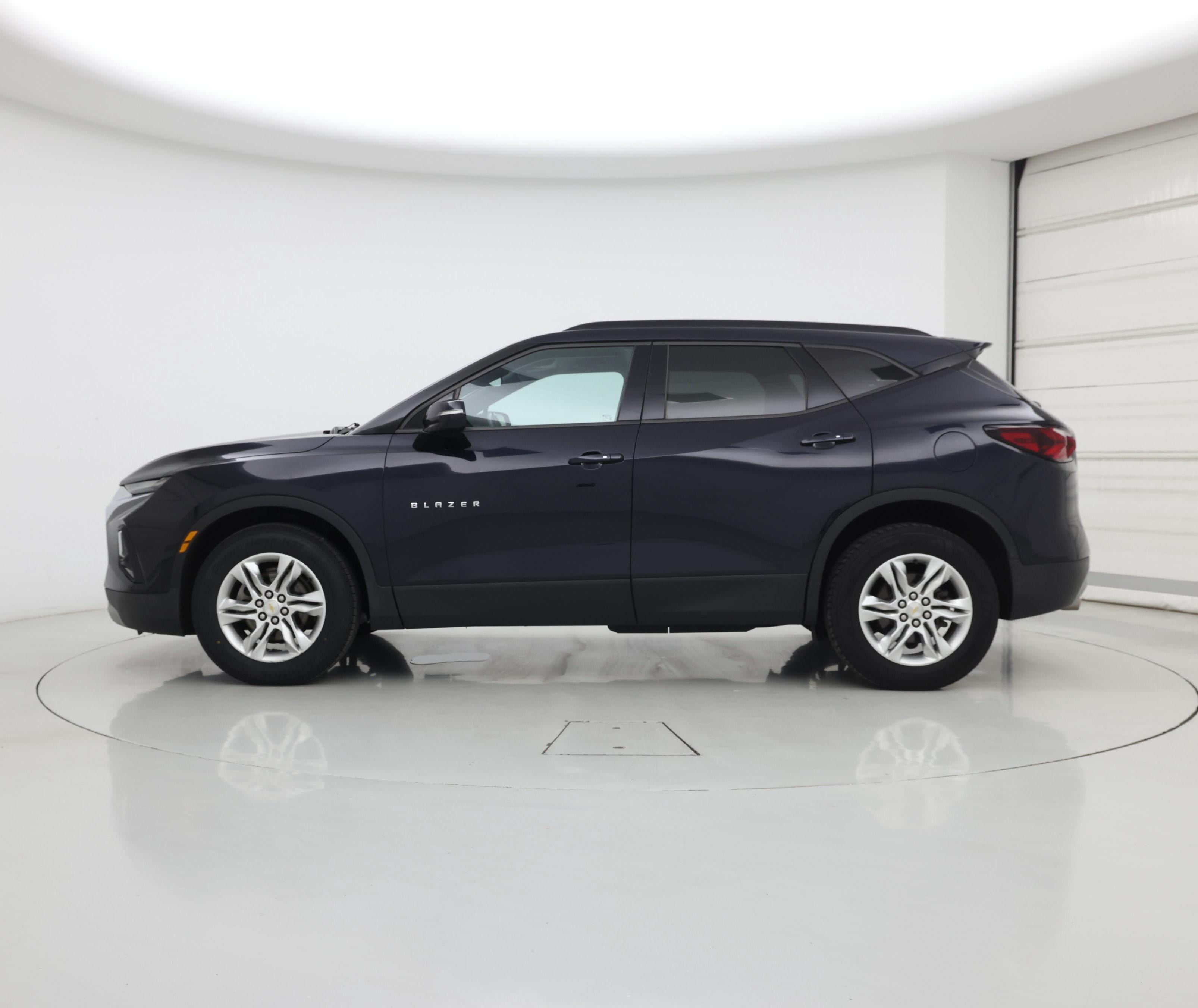 Thumbnail: 2020 Chevrolet Blazer - 3