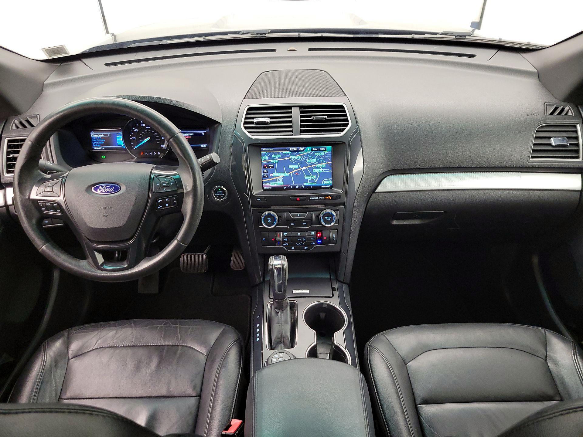 Thumbnail: 2016 Ford Explorer - 9