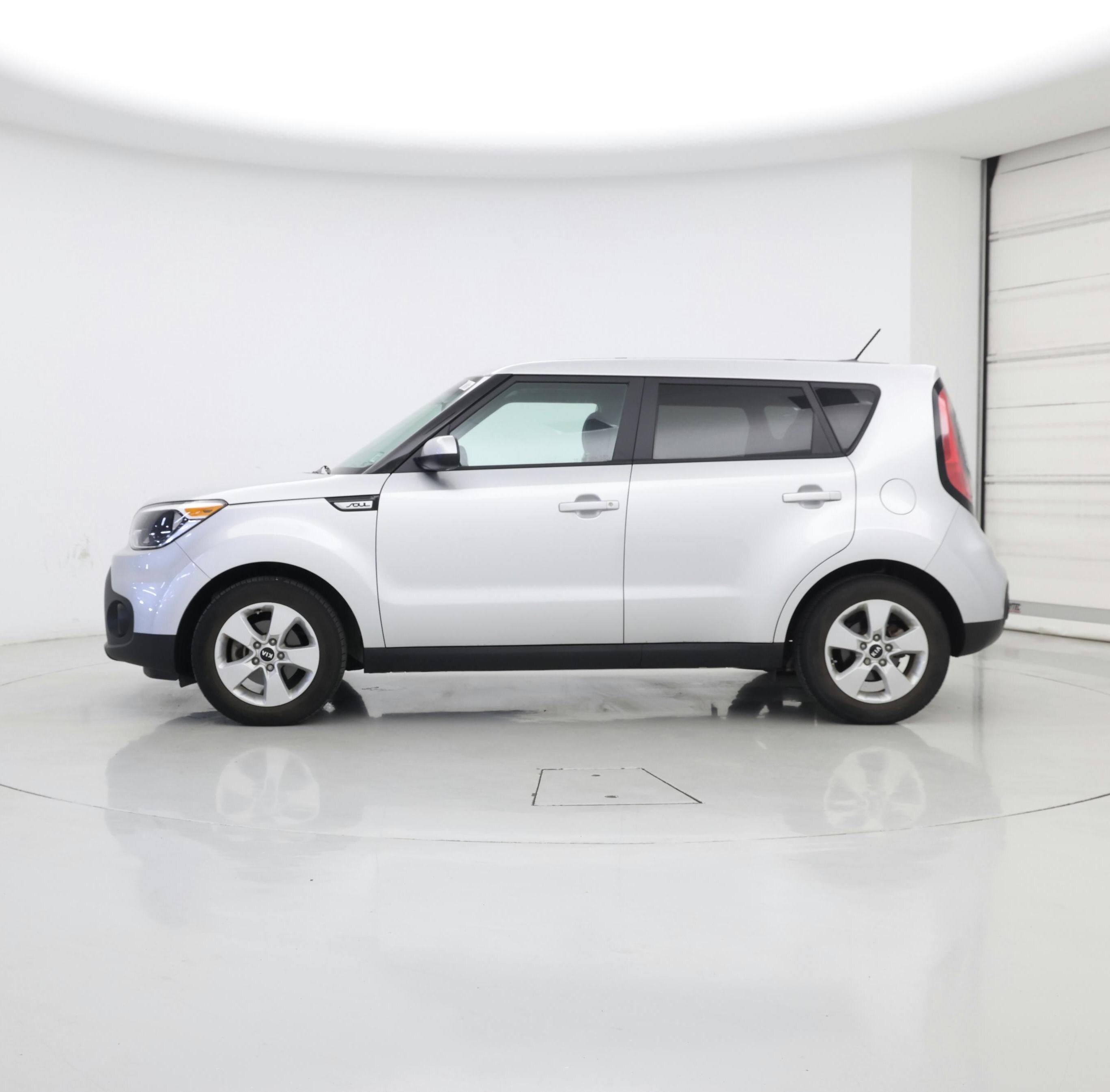 Thumbnail: 2019 Kia Soul - 3