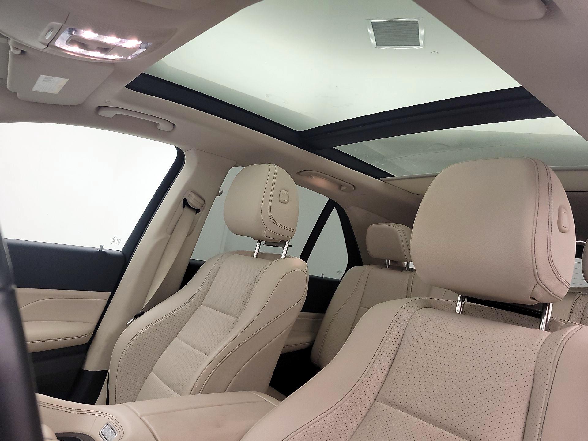 Thumbnail: 2021 Mercedes-Benz GLE - 20