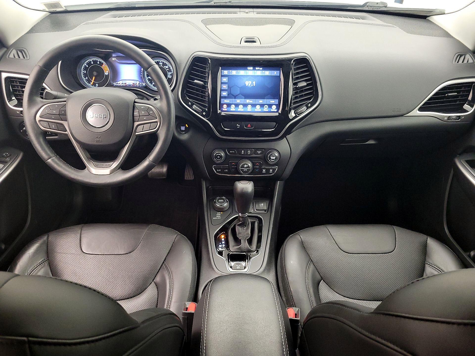 Thumbnail: 2019 Jeep Cherokee - 9