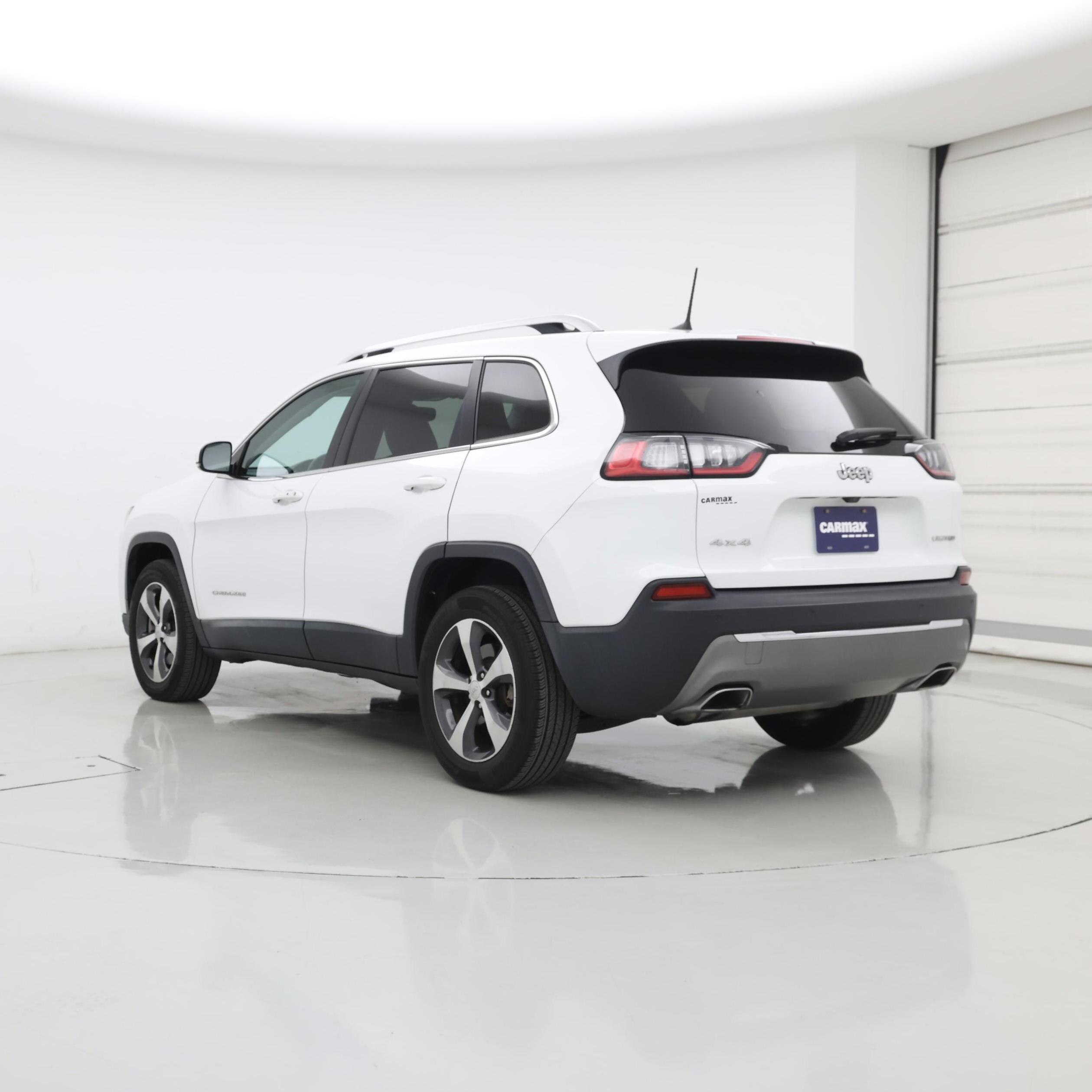 Thumbnail: 2019 Jeep Cherokee - 2