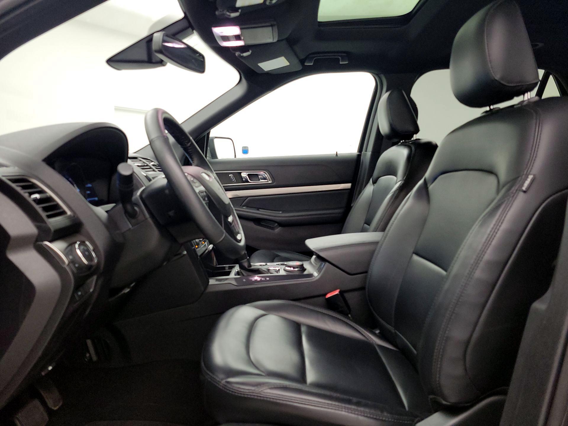Thumbnail: 2019 Ford Explorer - 11