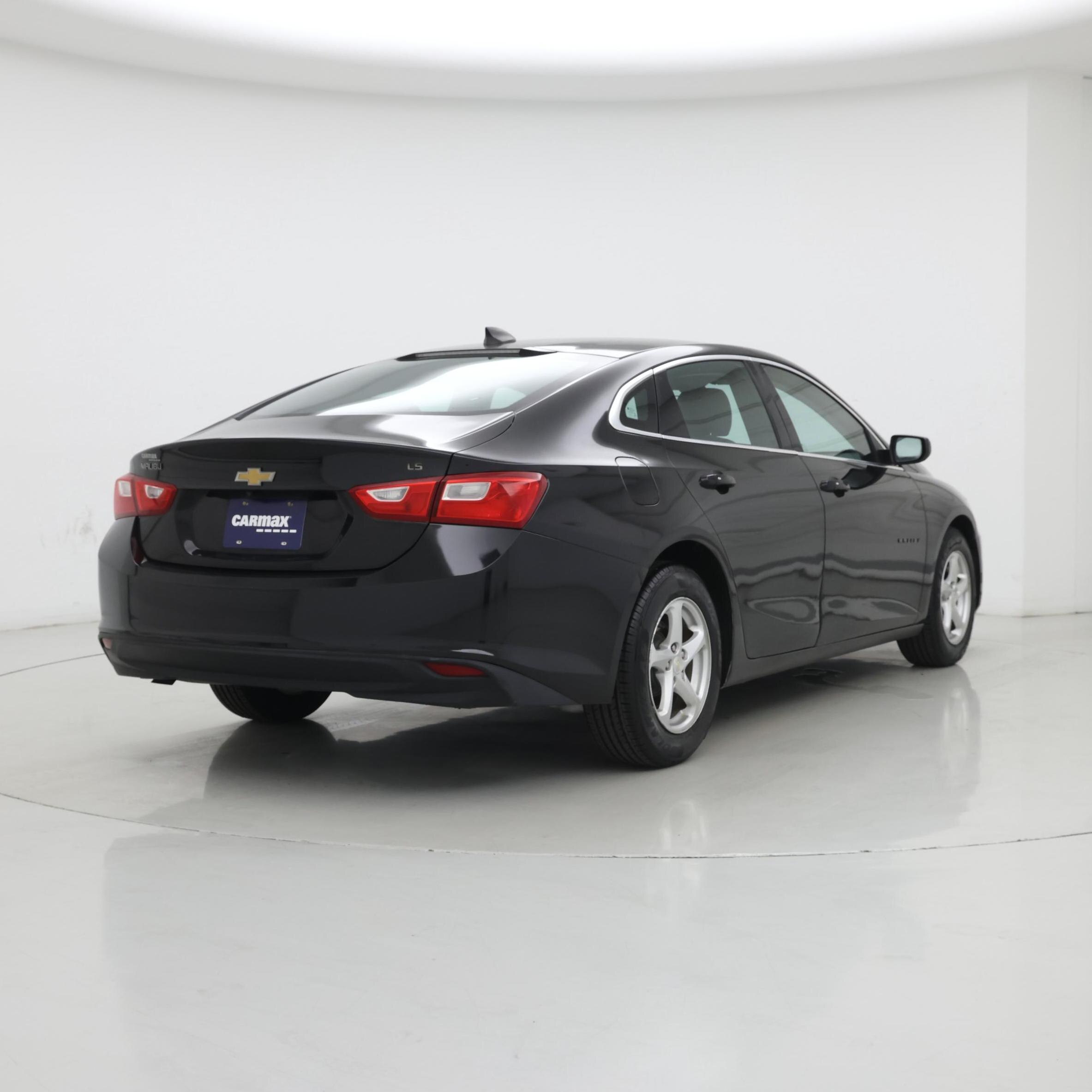 Thumbnail: 2016 Chevrolet Malibu - 8
