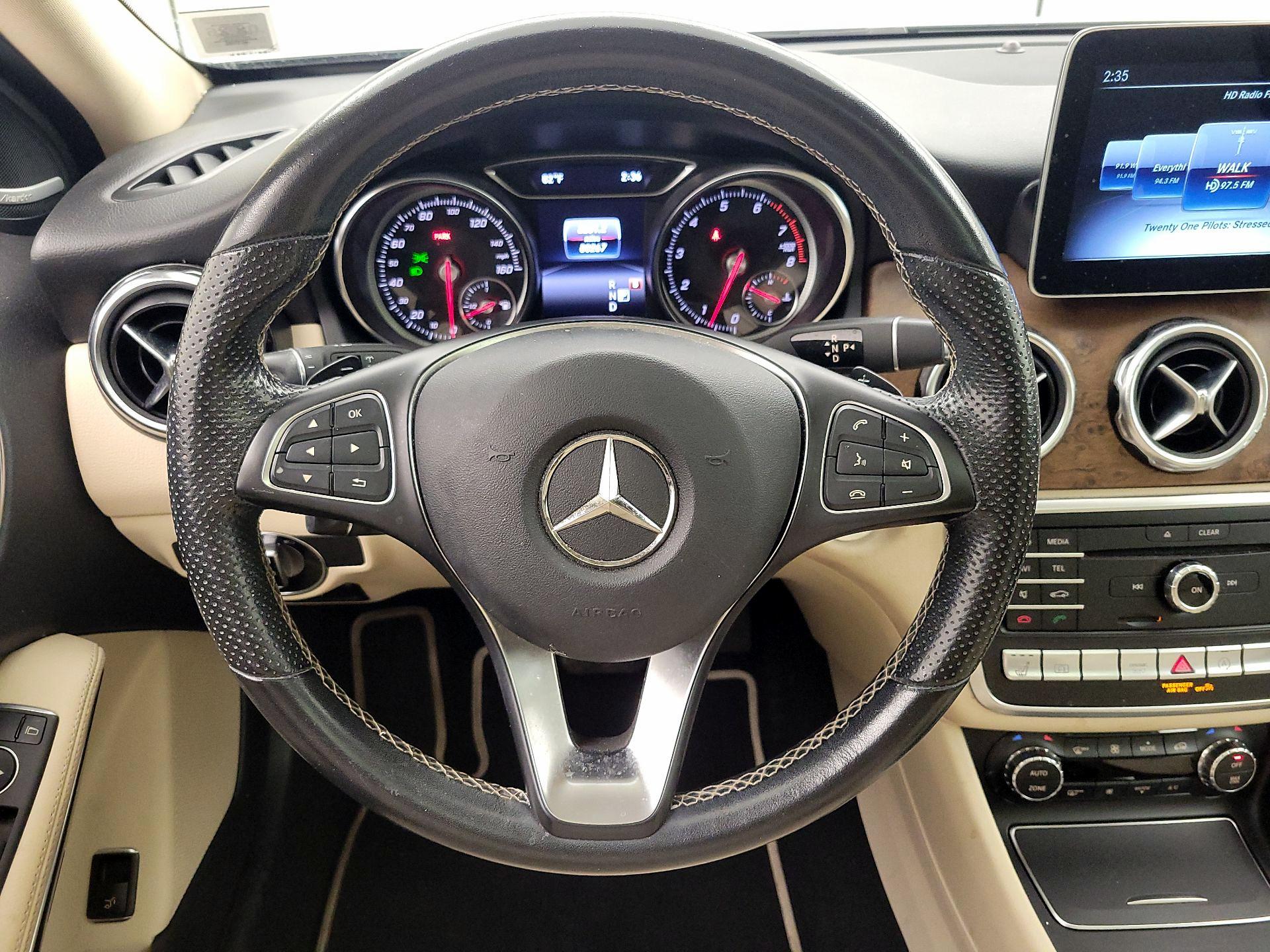 Thumbnail: 2019 Mercedes-Benz GLA - 10