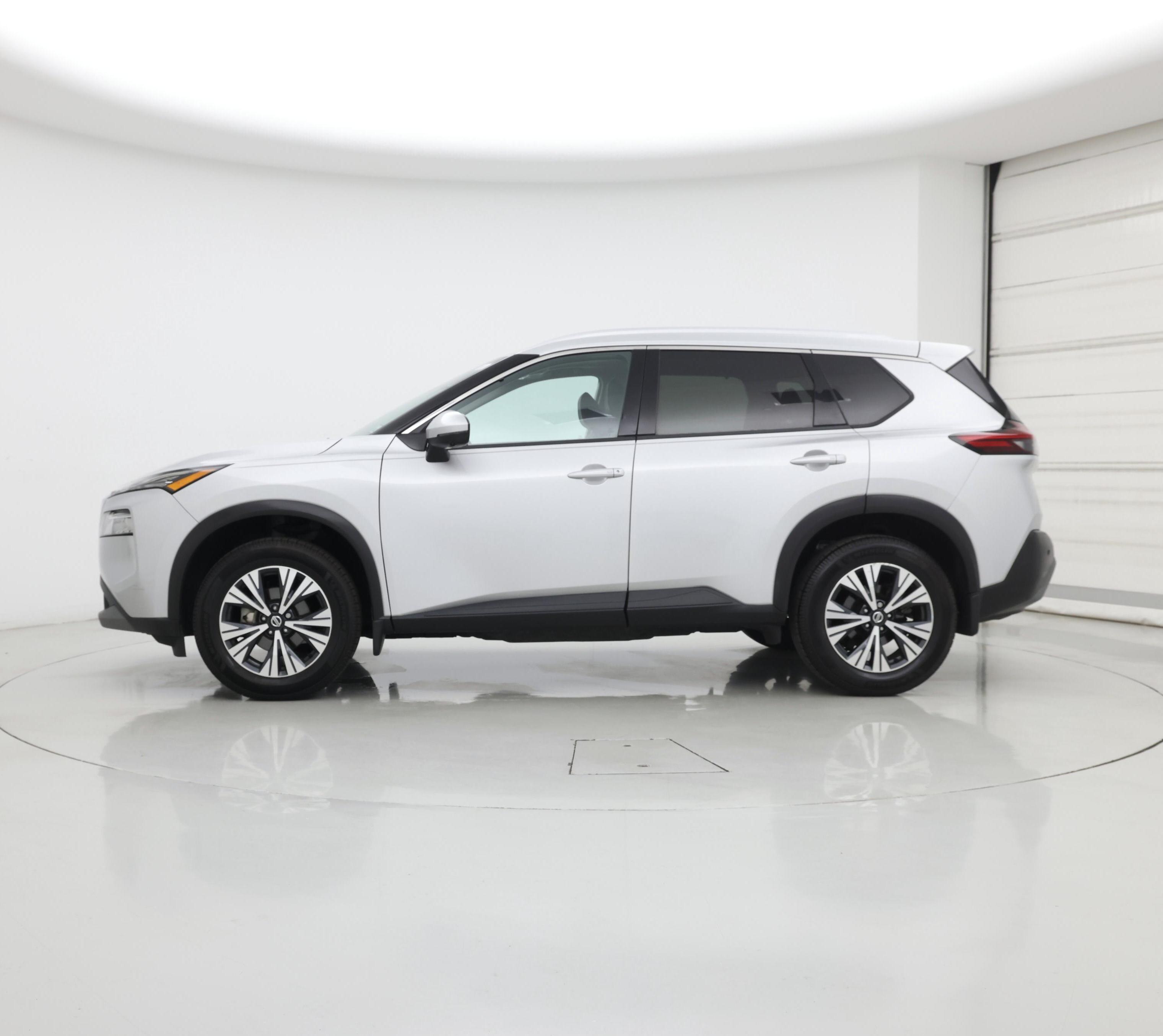 Thumbnail: 2021 Nissan Rogue - 3