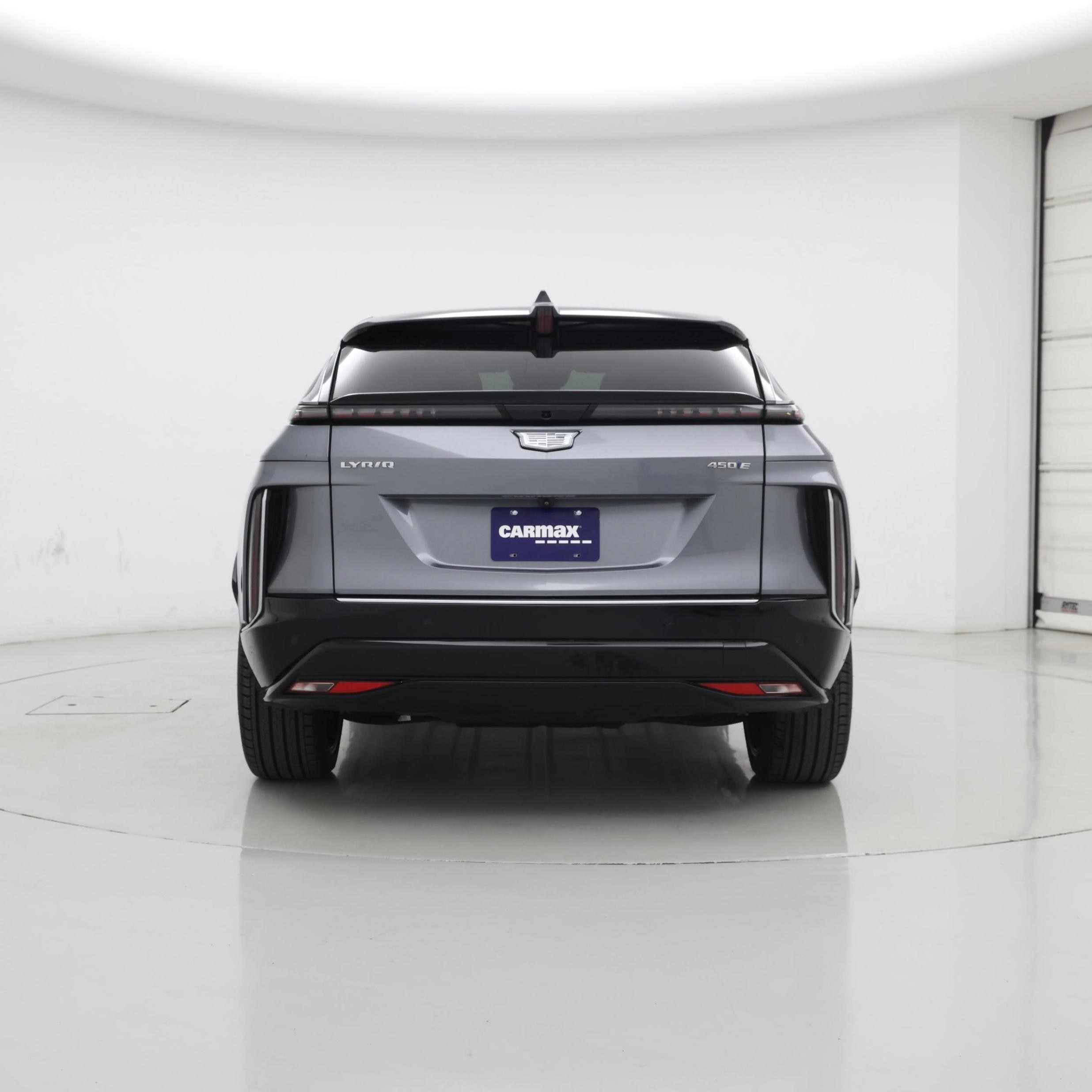 Thumbnail: 2023 Cadillac Lyriq - 6
