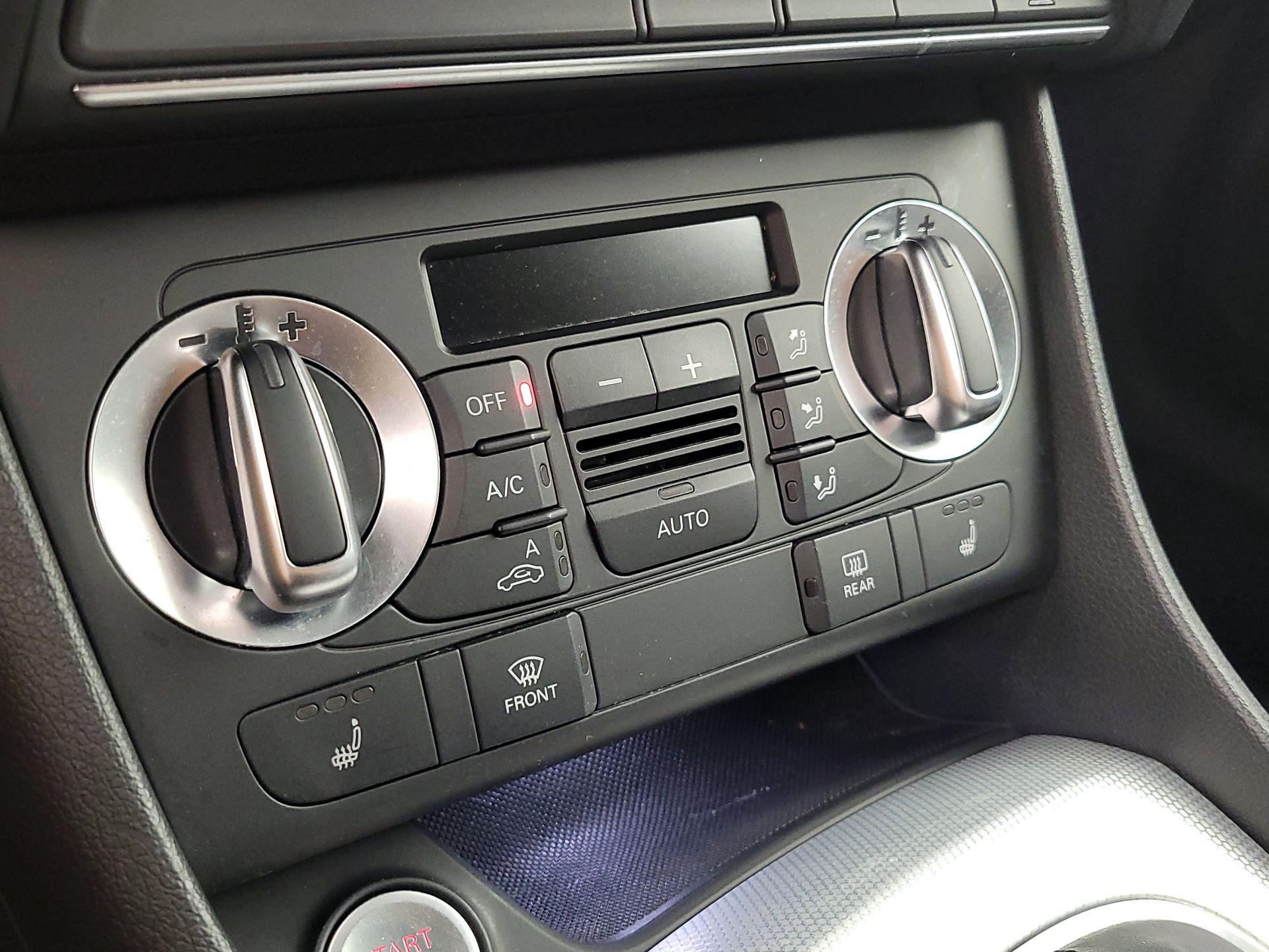 Thumbnail: 2015 Audi Q3 - 15
