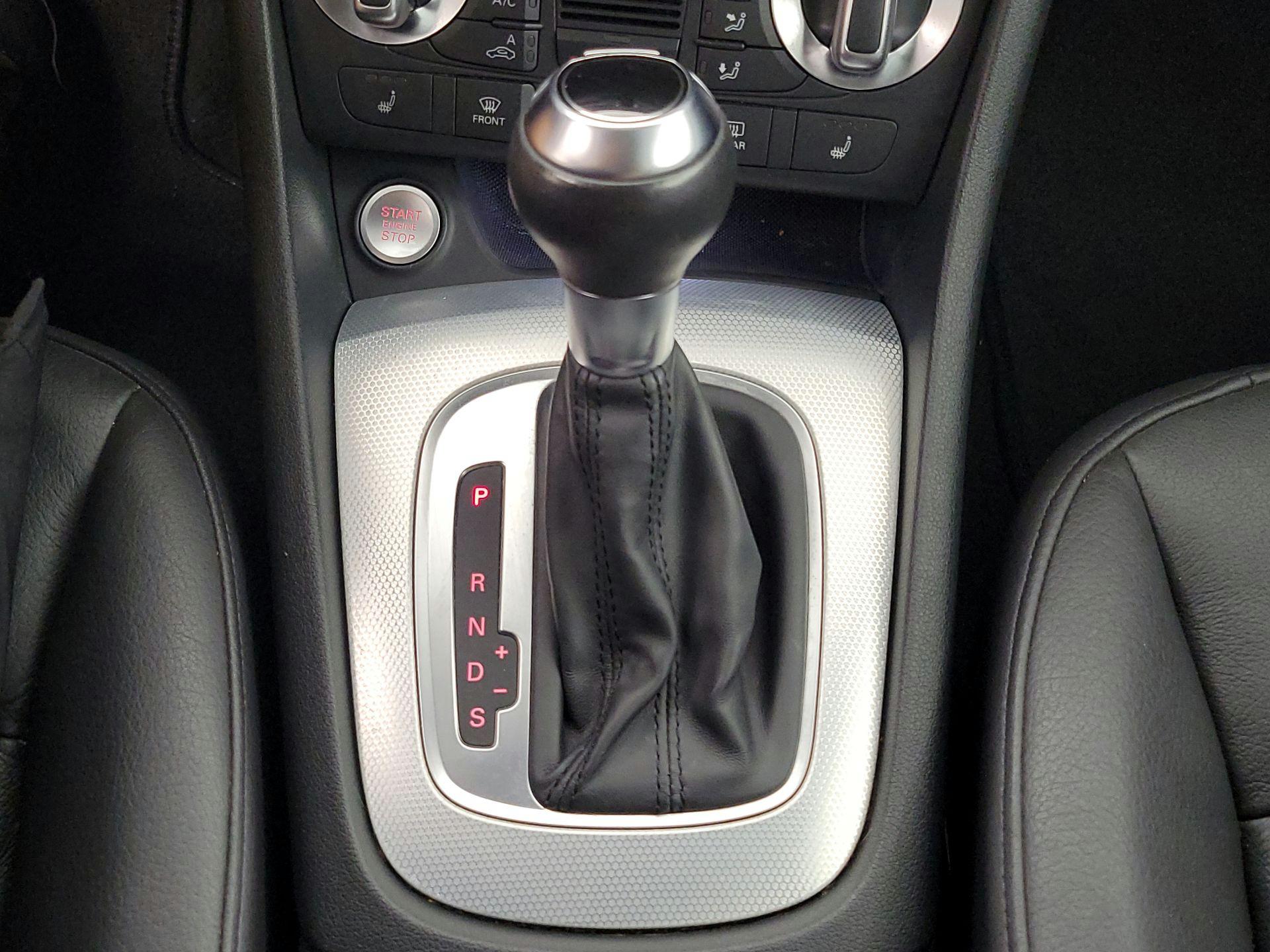 Thumbnail: 2015 Audi Q3 - 16