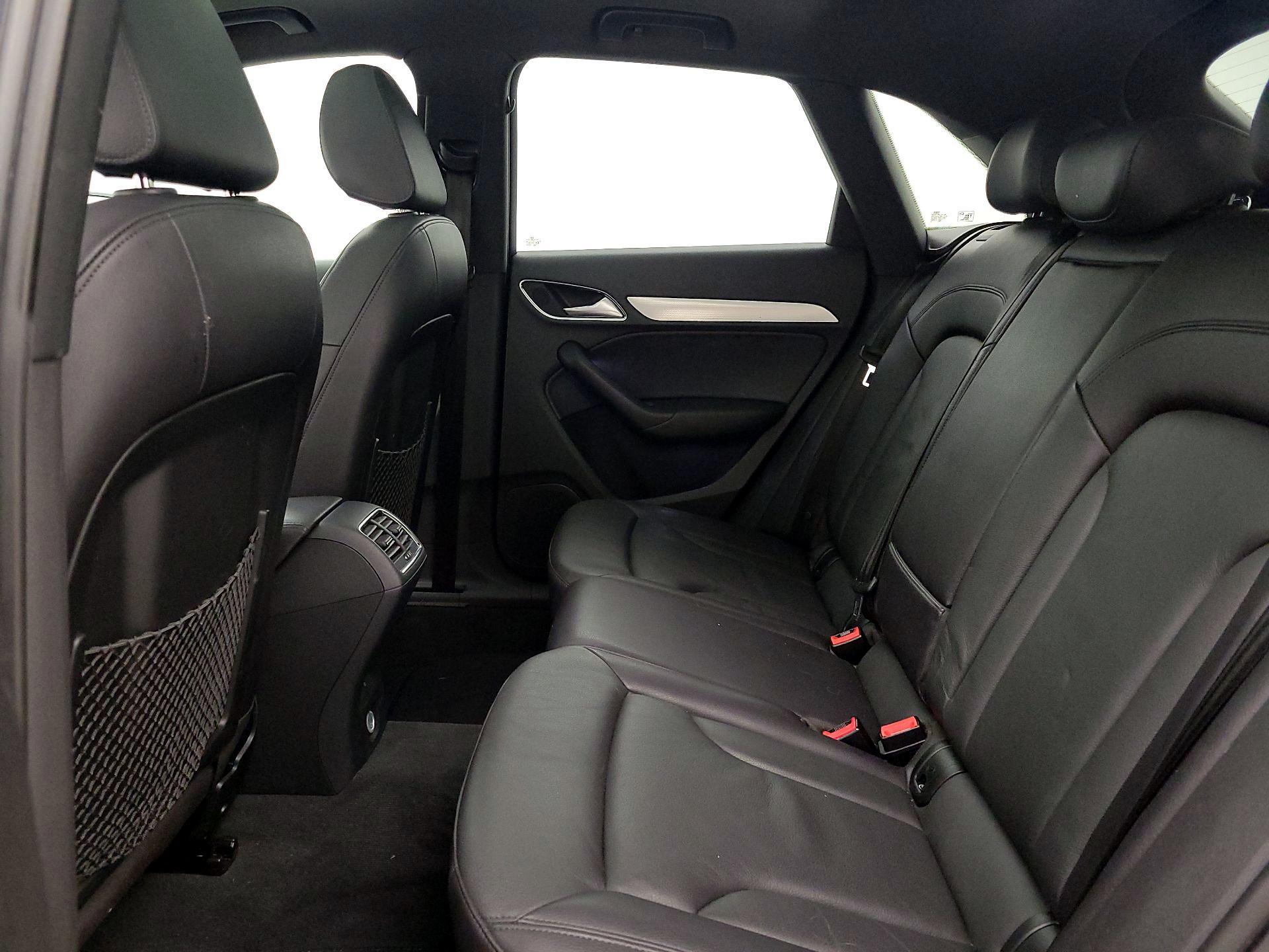 Thumbnail: 2015 Audi Q3 - 19