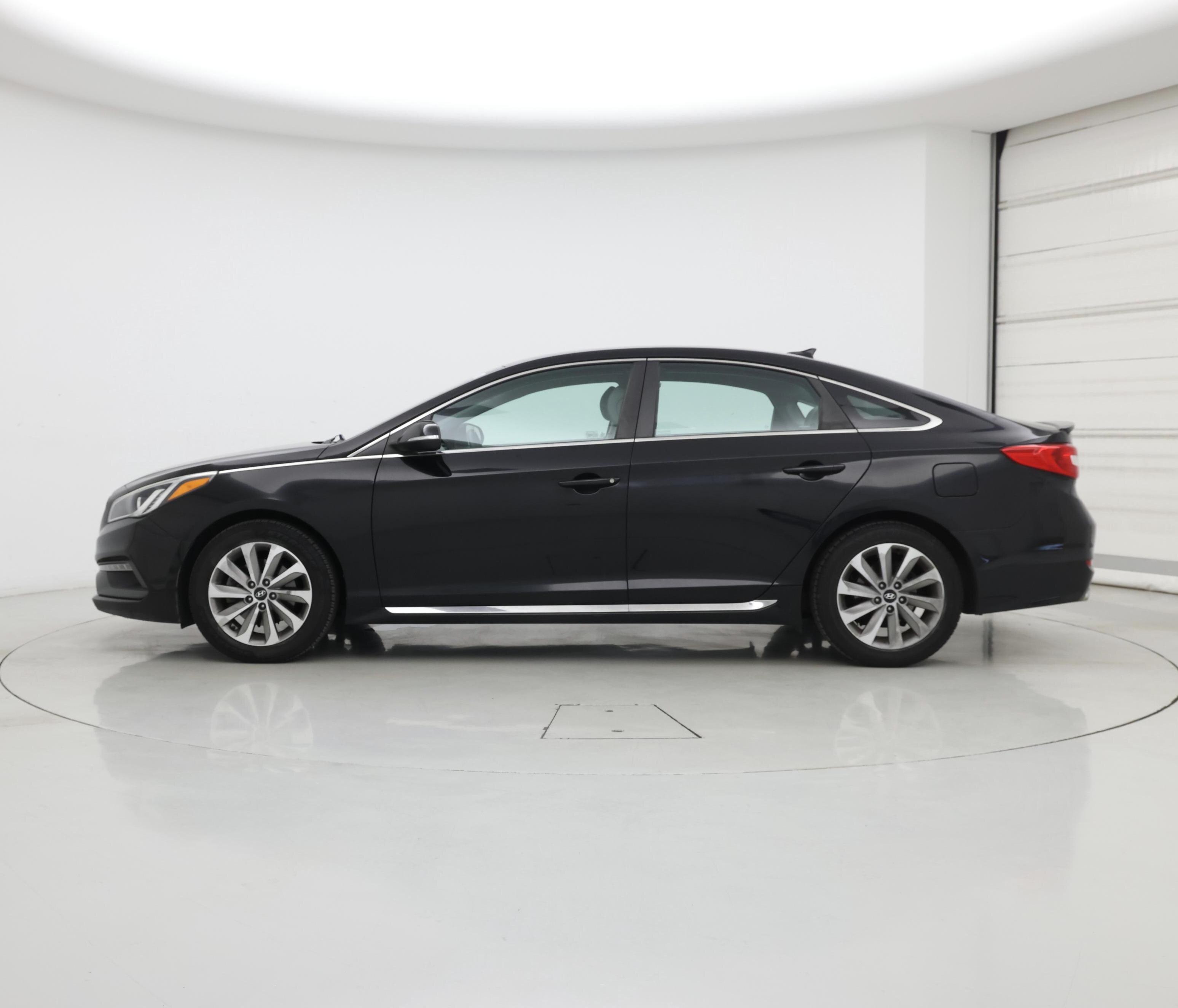 Thumbnail: 2015 Hyundai Sonata - 3
