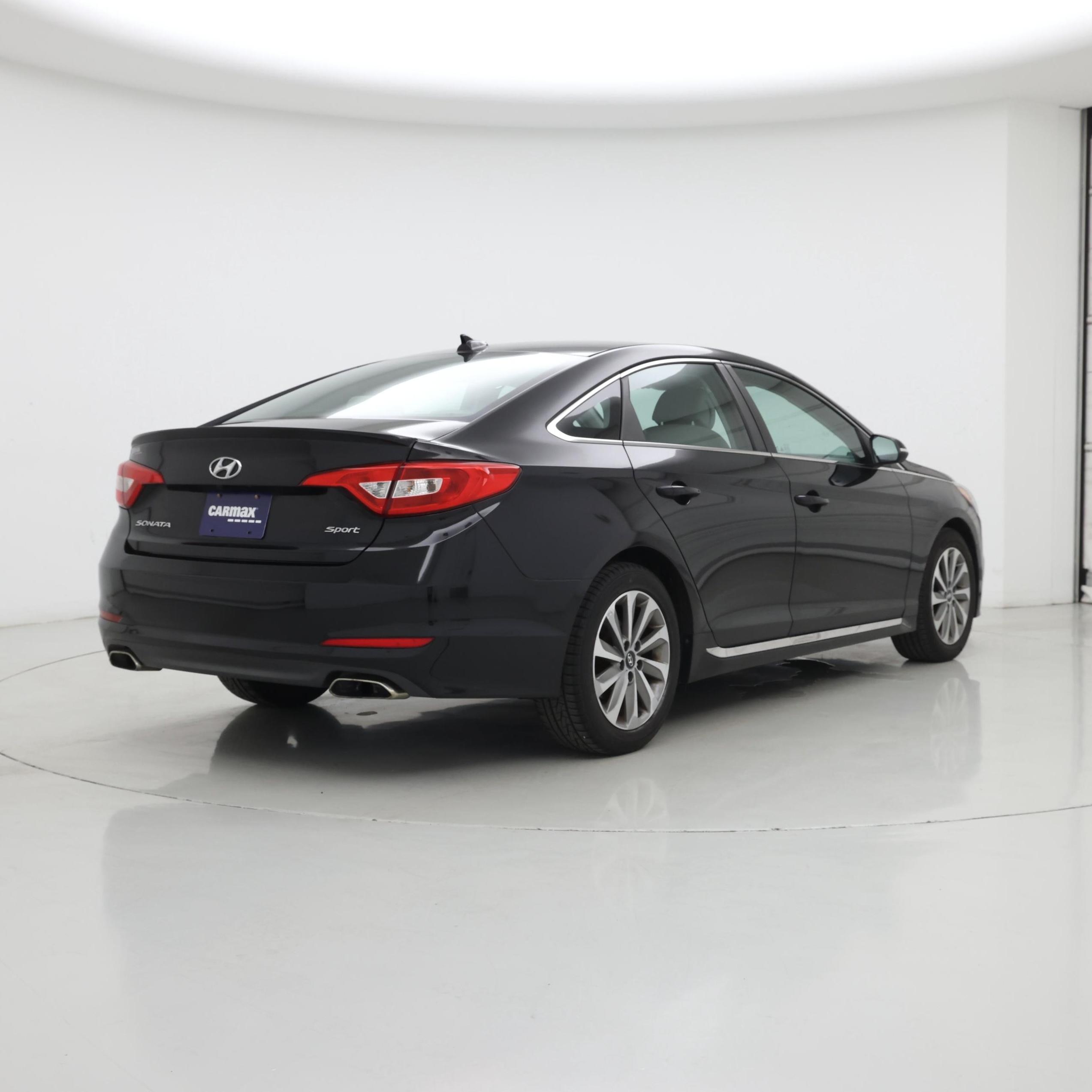 Thumbnail: 2015 Hyundai Sonata - 8