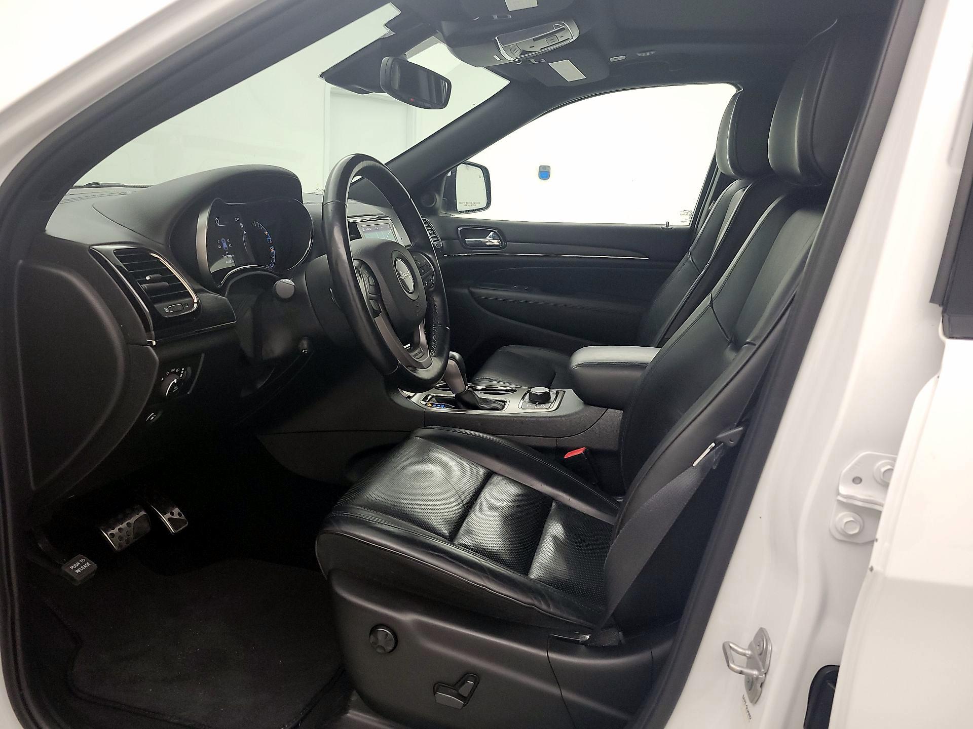 Thumbnail: 2021 Jeep Grand Cherokee - 11