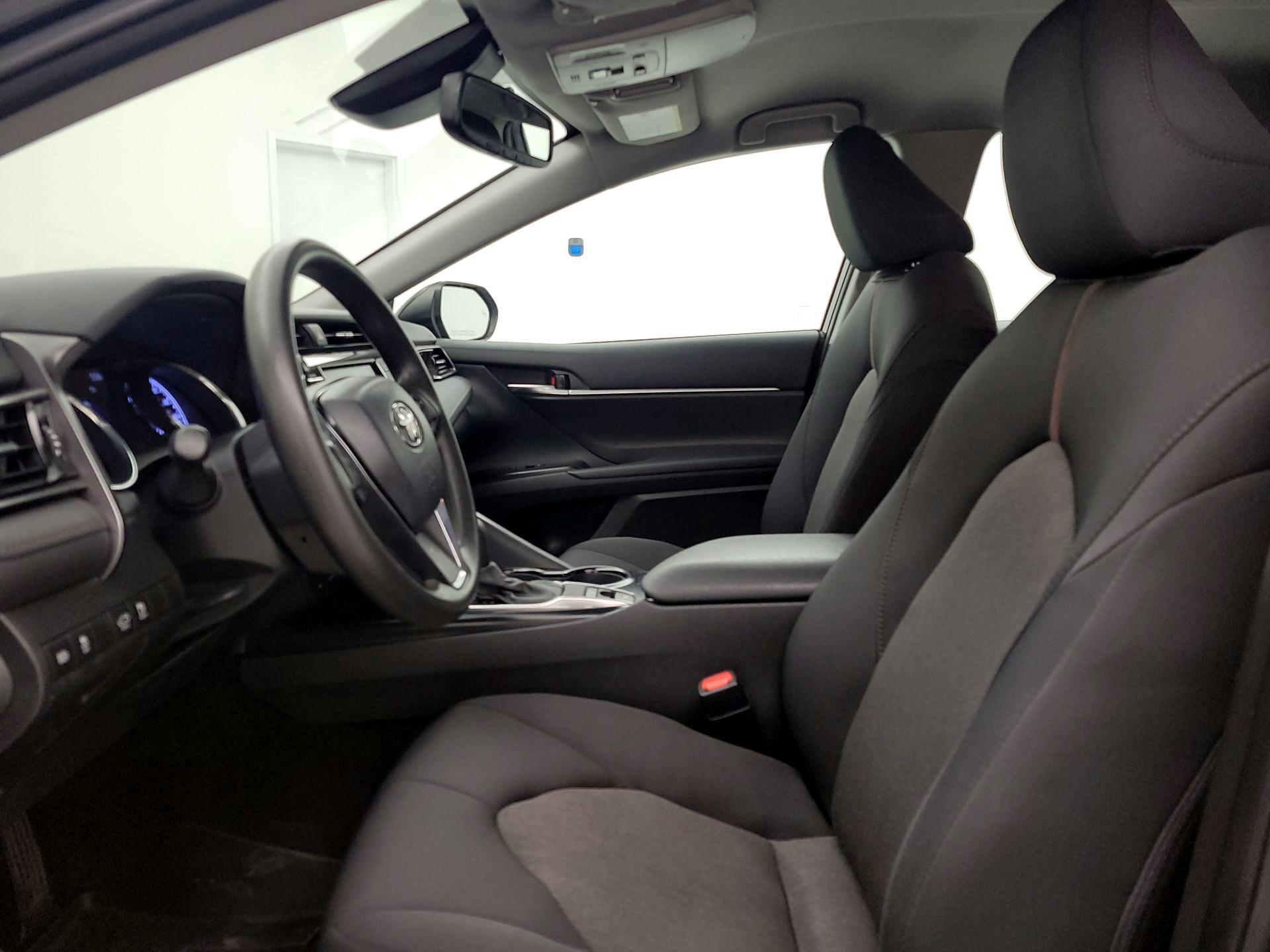 Thumbnail: 2020 Toyota Camry - 11