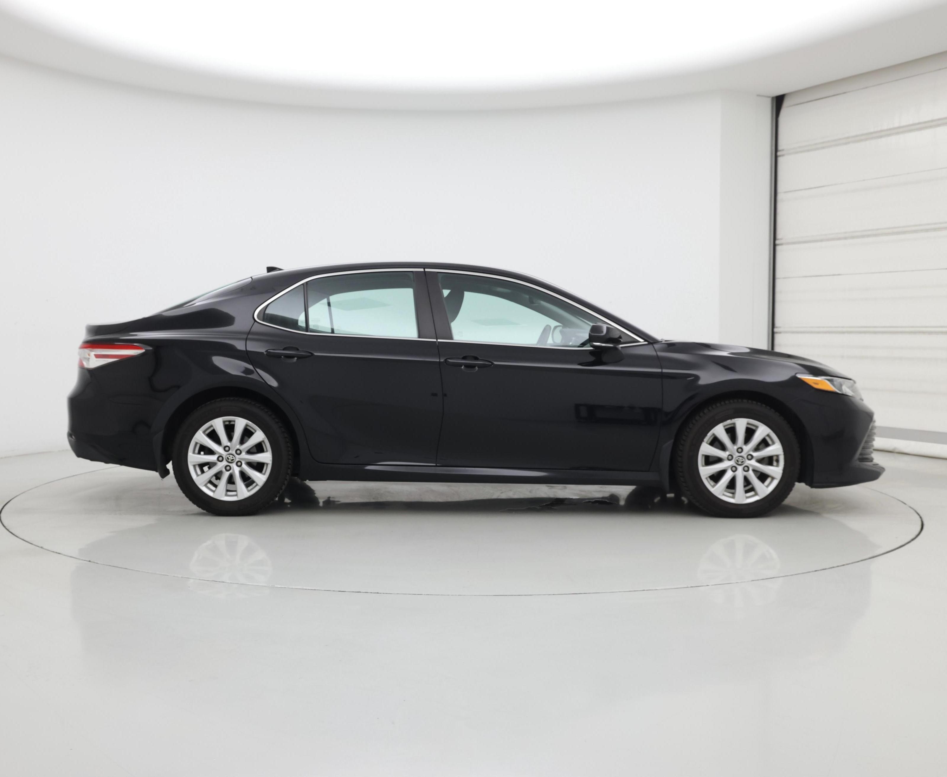Thumbnail: 2020 Toyota Camry - 7